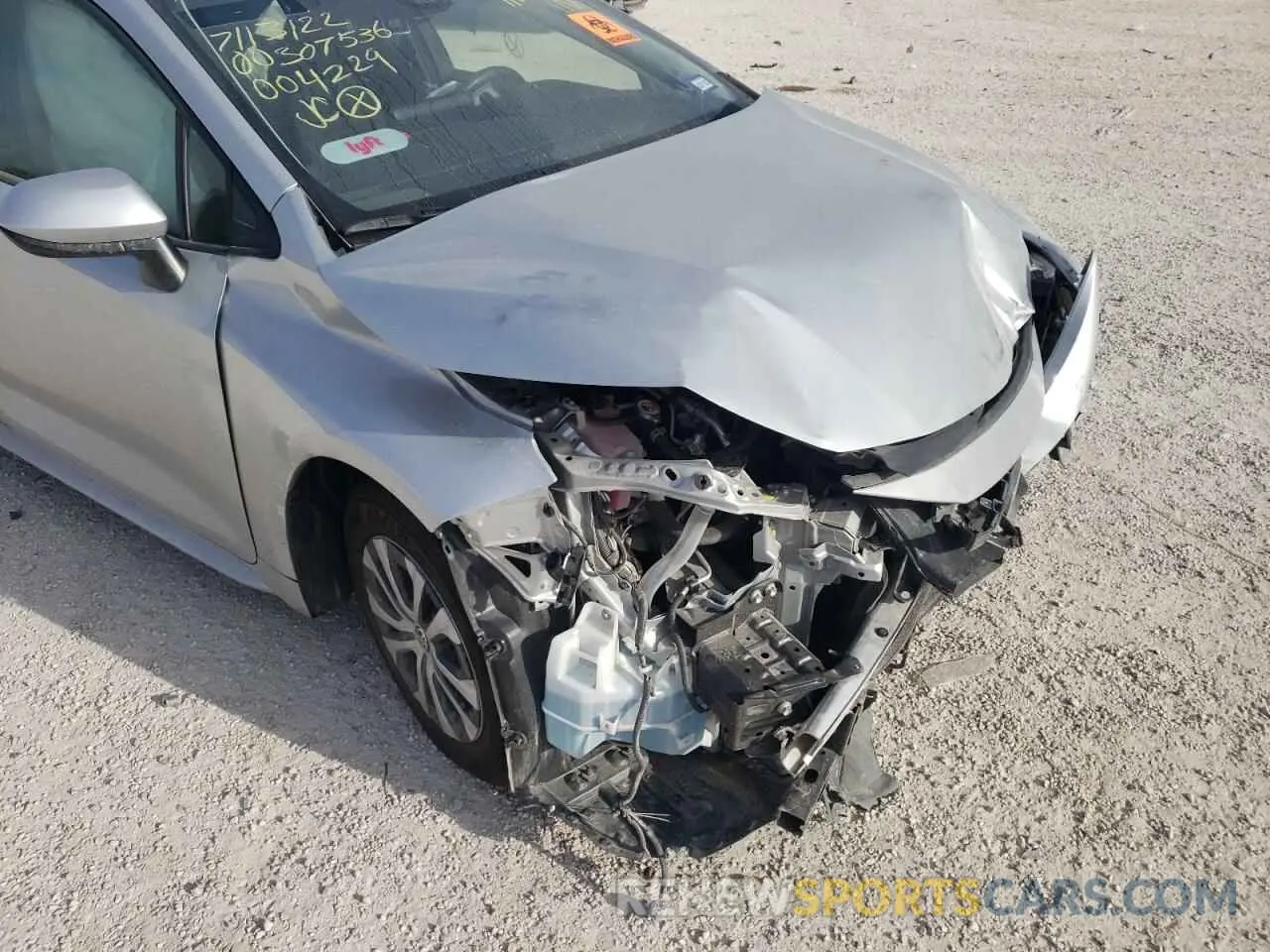 9 fotografías del automóvil dañado JTDEAMDE9N3004229 TOYOTA COROLLA 2022