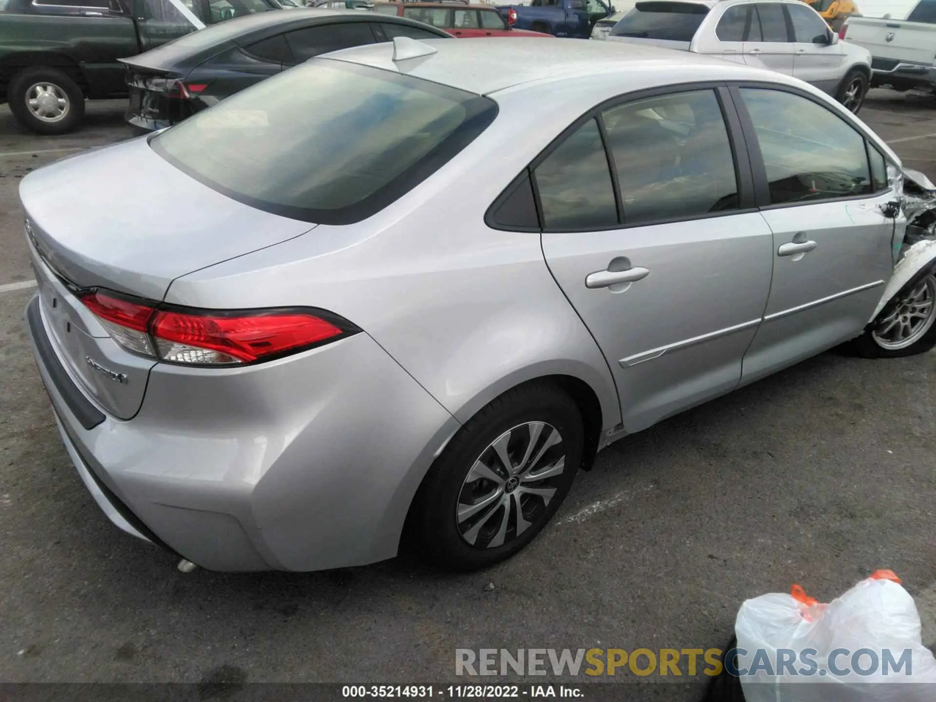 4 fotografías del automóvil dañado JTDEAMDE9N3010032 TOYOTA COROLLA 2022
