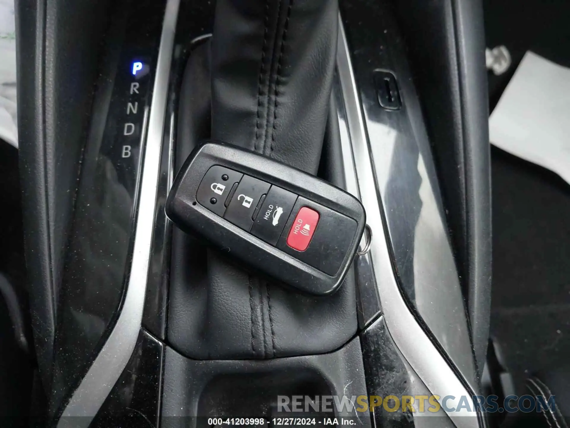 11 fotografías del automóvil dañado JTDEAMDE9N3012038 TOYOTA COROLLA 2022