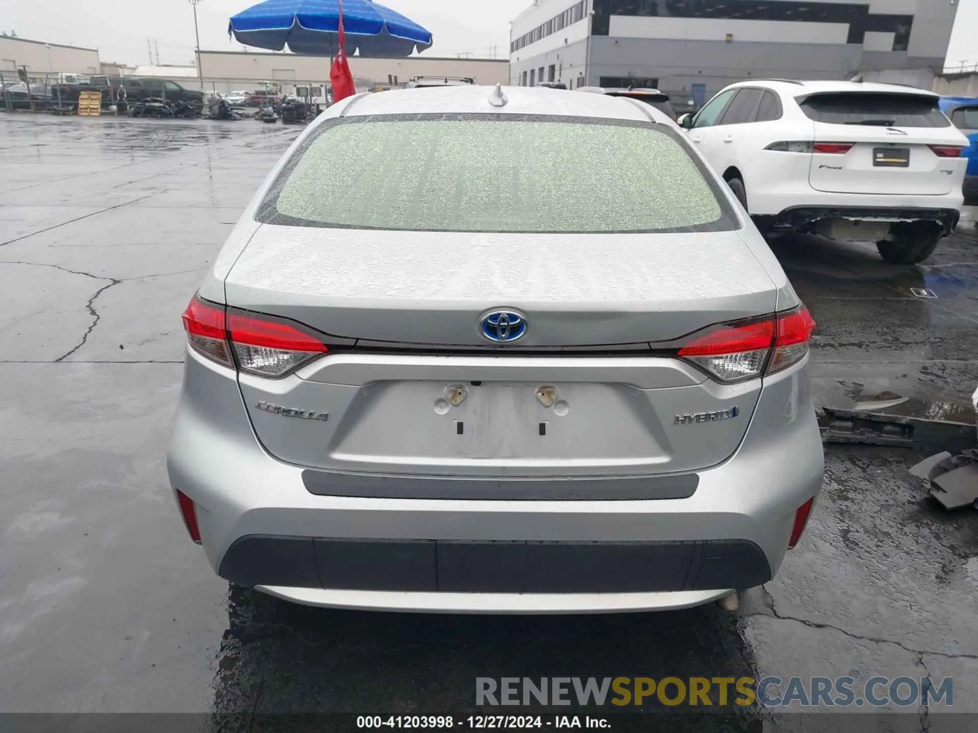 17 fotografías del automóvil dañado JTDEAMDE9N3012038 TOYOTA COROLLA 2022