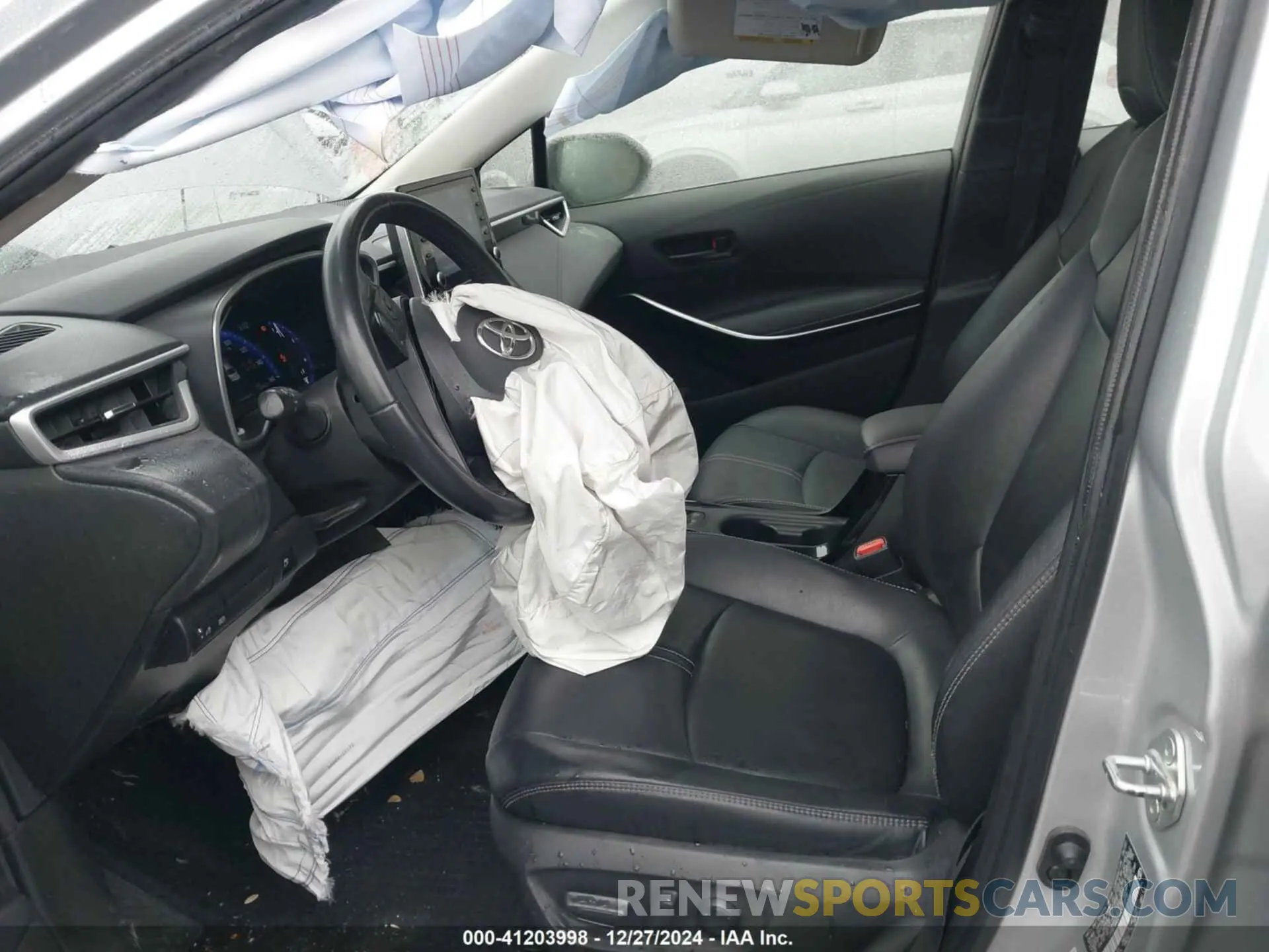 5 fotografías del automóvil dañado JTDEAMDE9N3012038 TOYOTA COROLLA 2022
