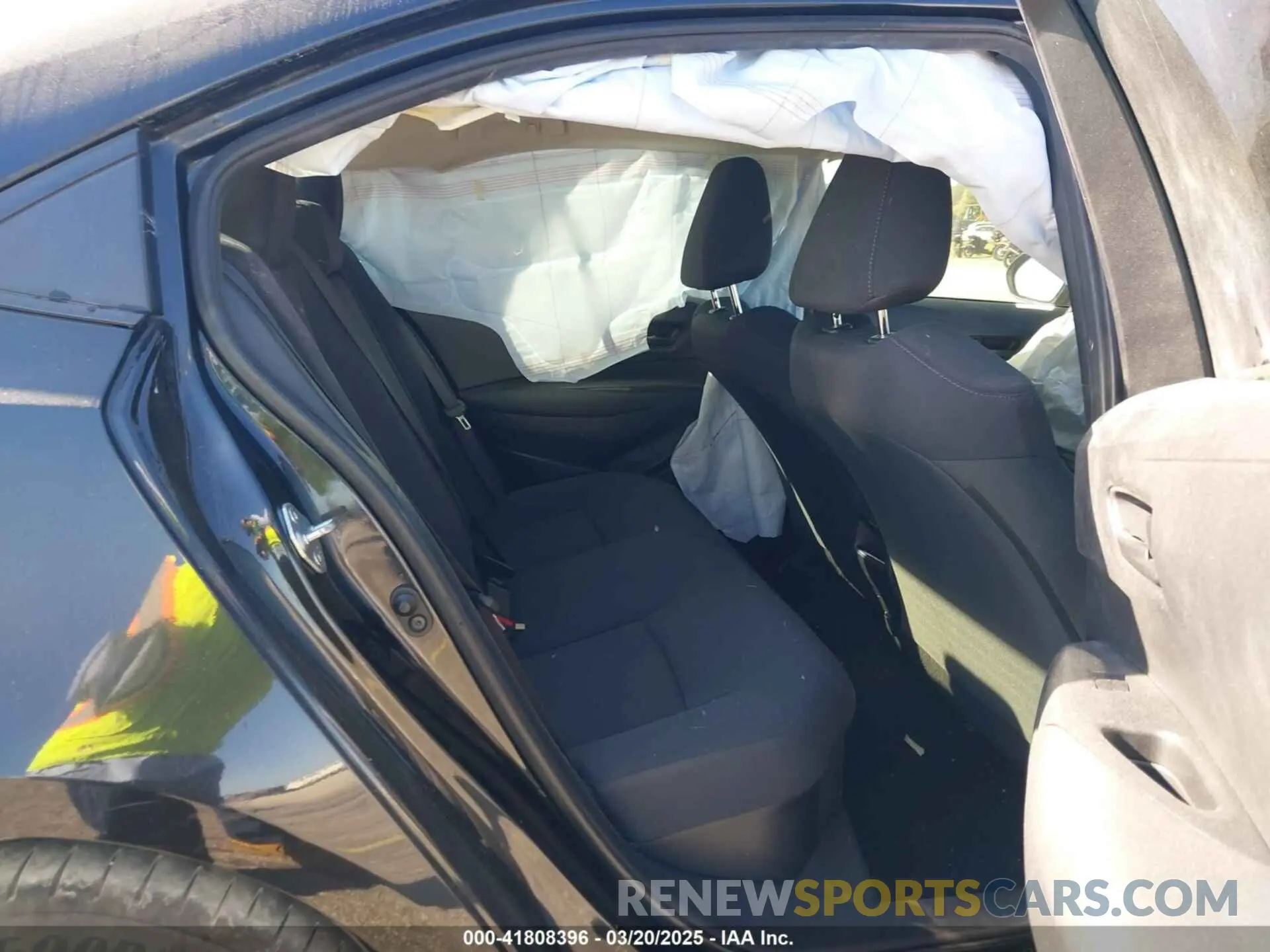 8 fotografías del automóvil dañado JTDEAMDE9NJ049862 TOYOTA COROLLA 2022