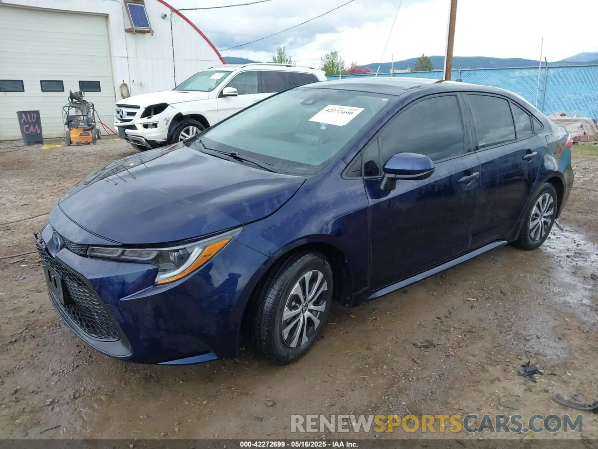 2 fotografías del automóvil dañado JTDEAMDE9NJ062269 TOYOTA COROLLA 2022