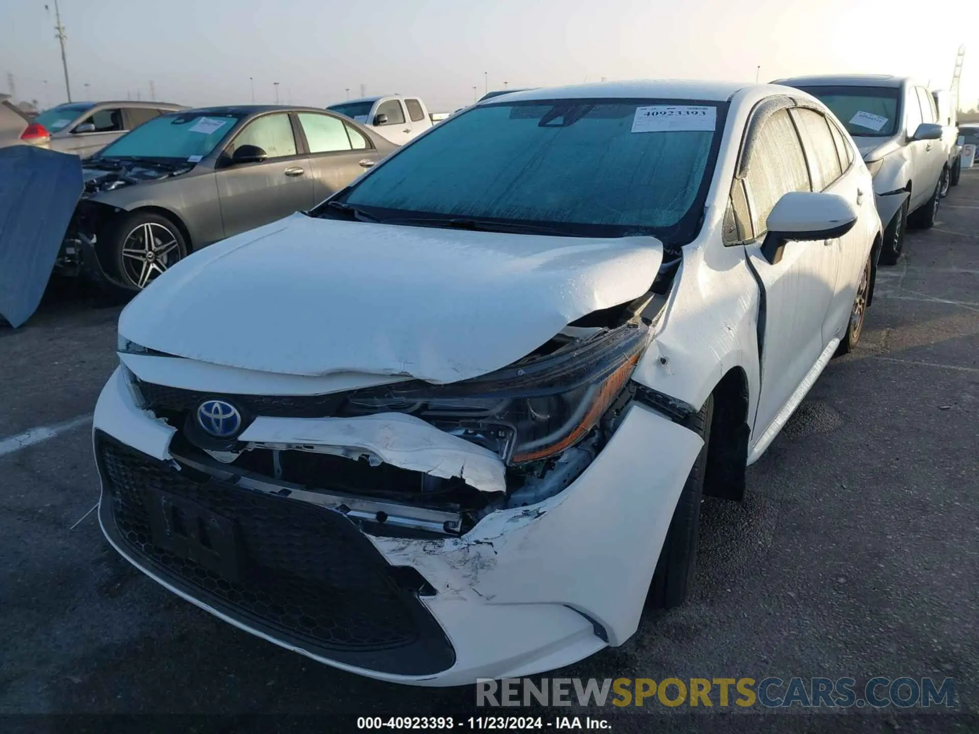 2 fotografías del automóvil dañado JTDEAMDEXN3013392 TOYOTA COROLLA 2022