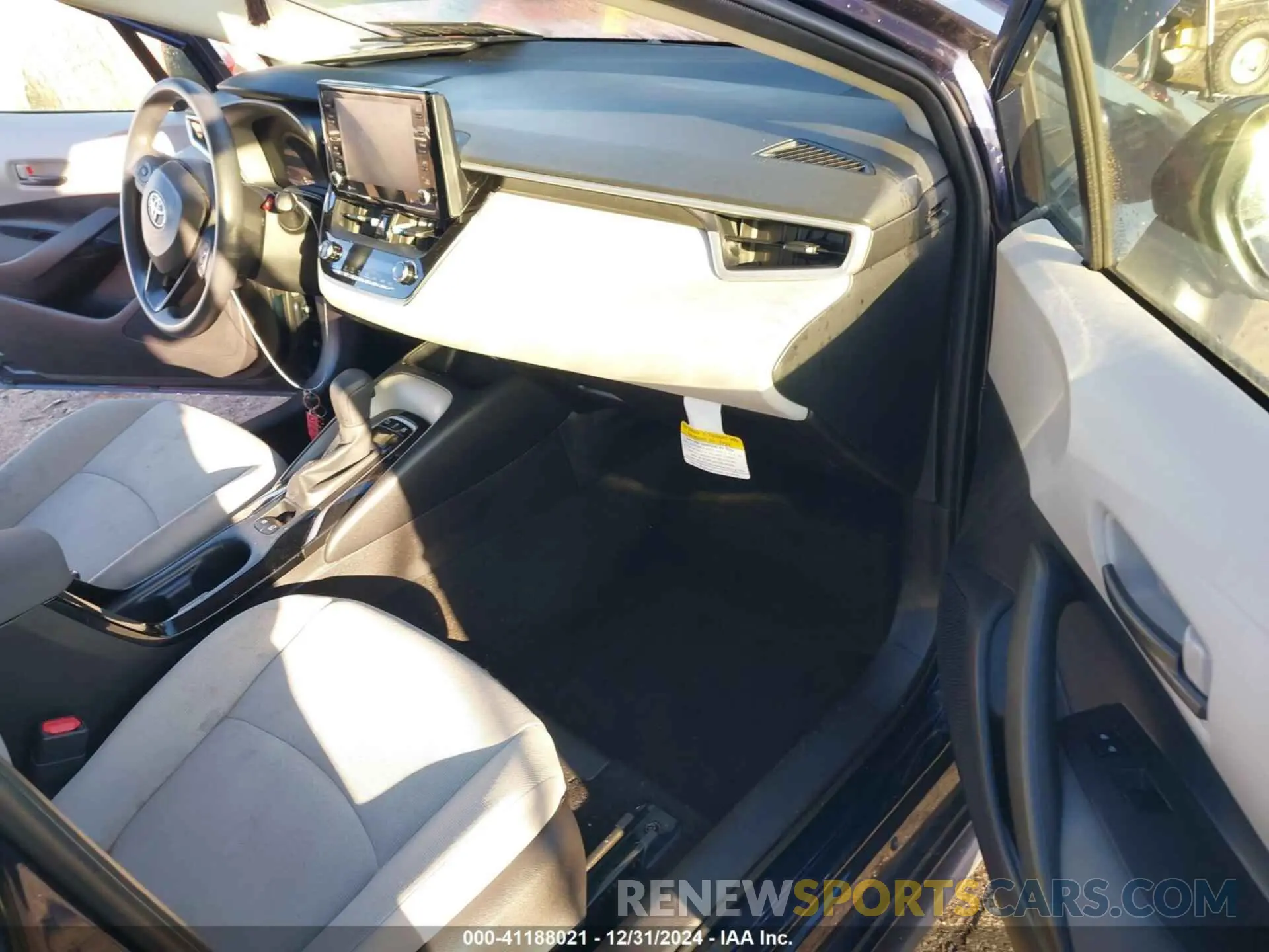 5 fotografías del automóvil dañado JTDEAMDEXNJ050146 TOYOTA COROLLA 2022