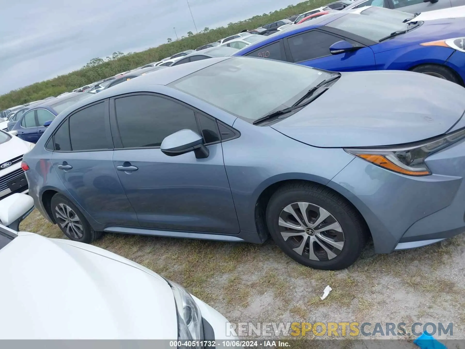 13 fotografías del automóvil dañado JTDEAMDEXNJ061356 TOYOTA COROLLA 2022