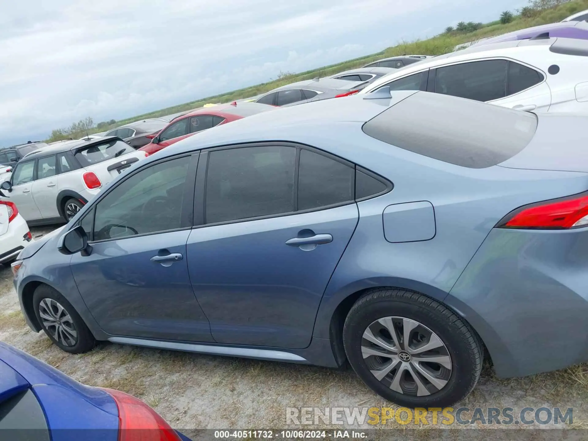 14 fotografías del automóvil dañado JTDEAMDEXNJ061356 TOYOTA COROLLA 2022
