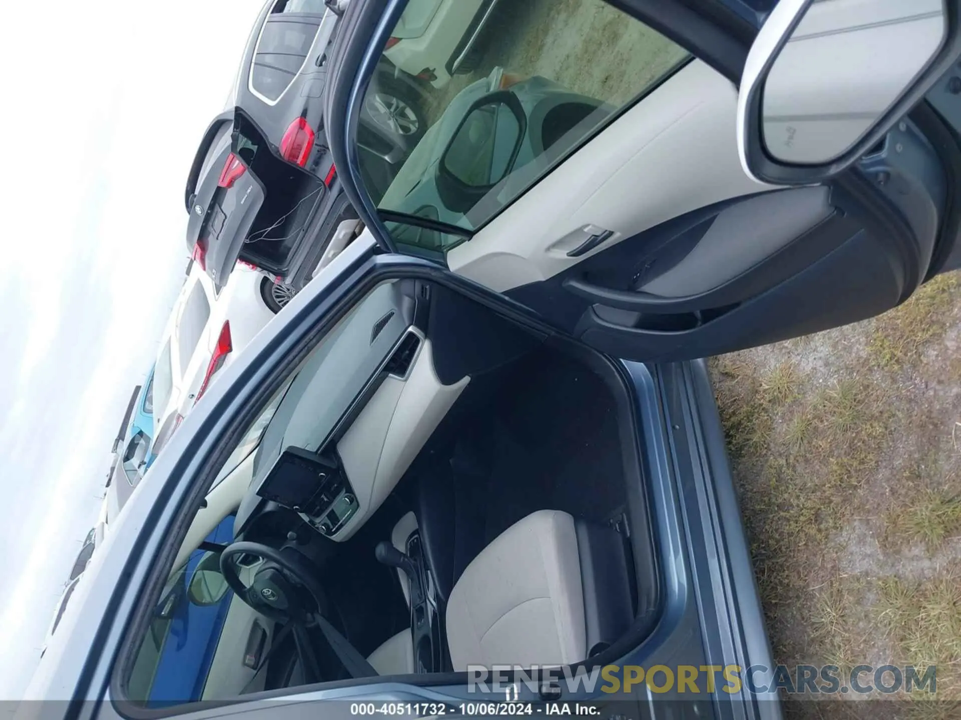 5 fotografías del automóvil dañado JTDEAMDEXNJ061356 TOYOTA COROLLA 2022
