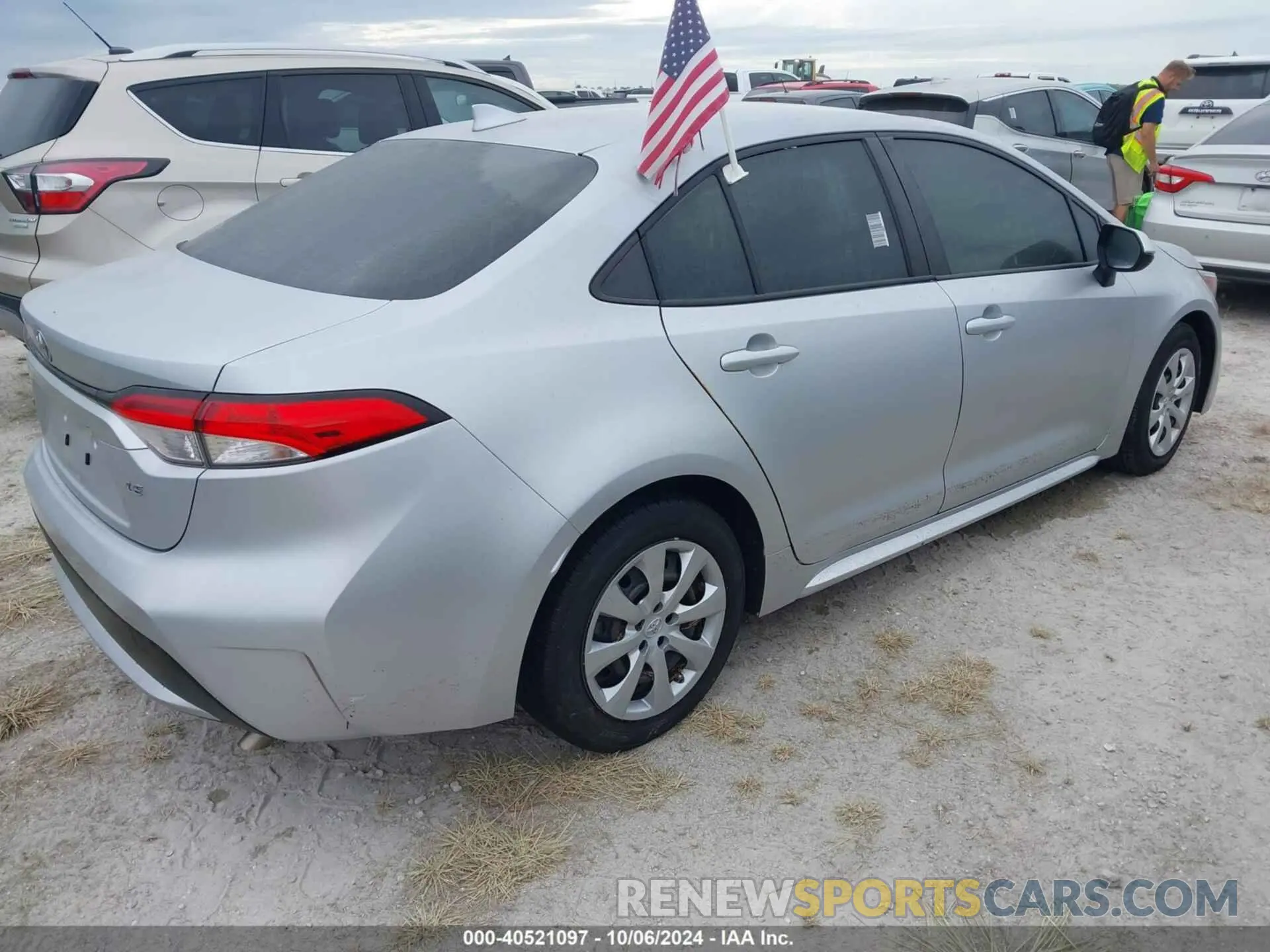 4 fotografías del automóvil dañado JTDEPMAE0N3004896 TOYOTA COROLLA 2022