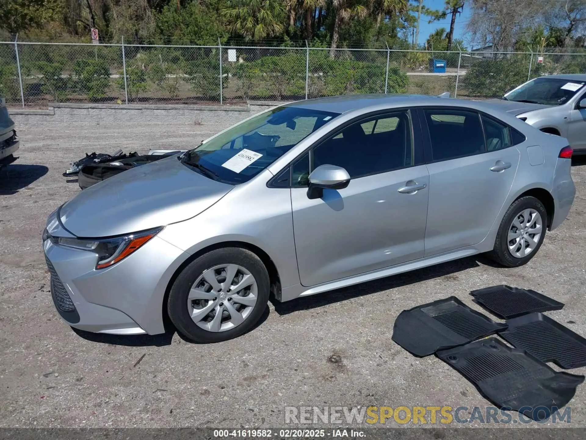 2 fotografías del automóvil dañado JTDEPMAE0N3021049 TOYOTA COROLLA 2022