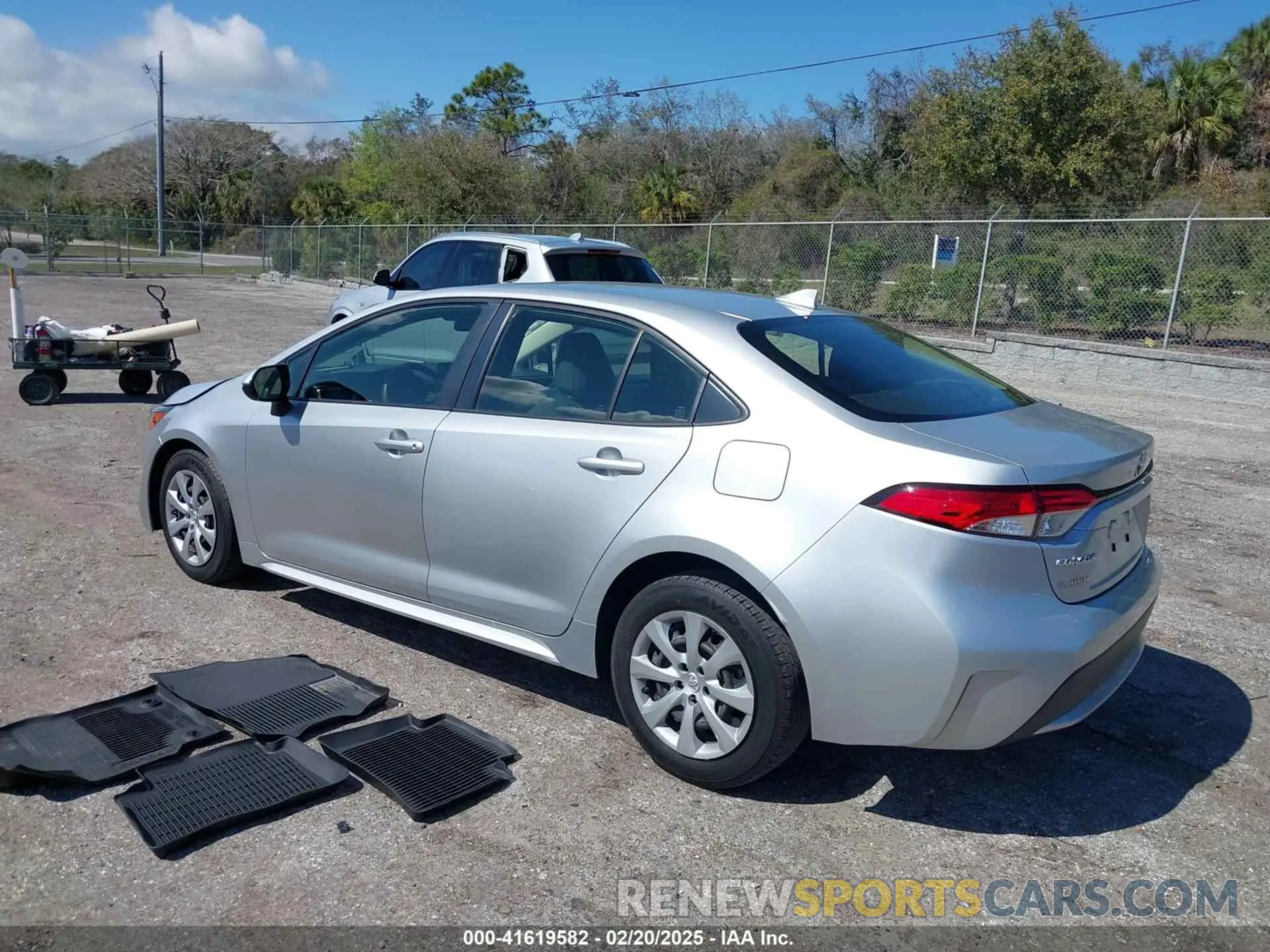 3 fotografías del automóvil dañado JTDEPMAE0N3021049 TOYOTA COROLLA 2022