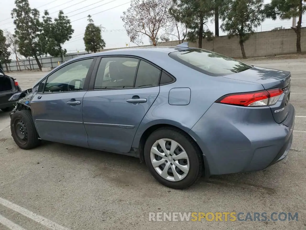 2 fotografías del automóvil dañado JTDEPMAE1N3012537 TOYOTA COROLLA 2022