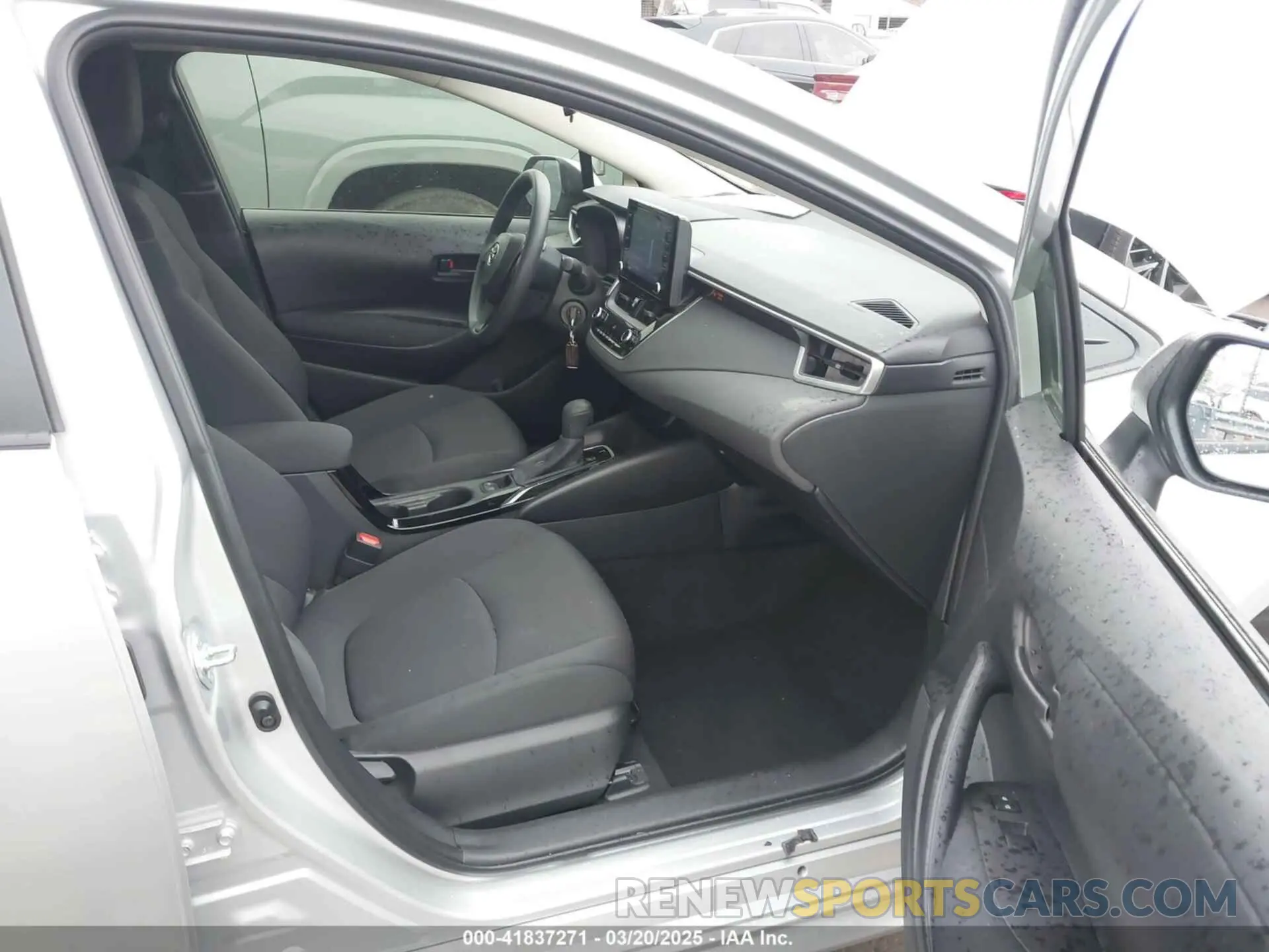 5 fotografías del automóvil dañado JTDEPMAE1N3017799 TOYOTA COROLLA 2022