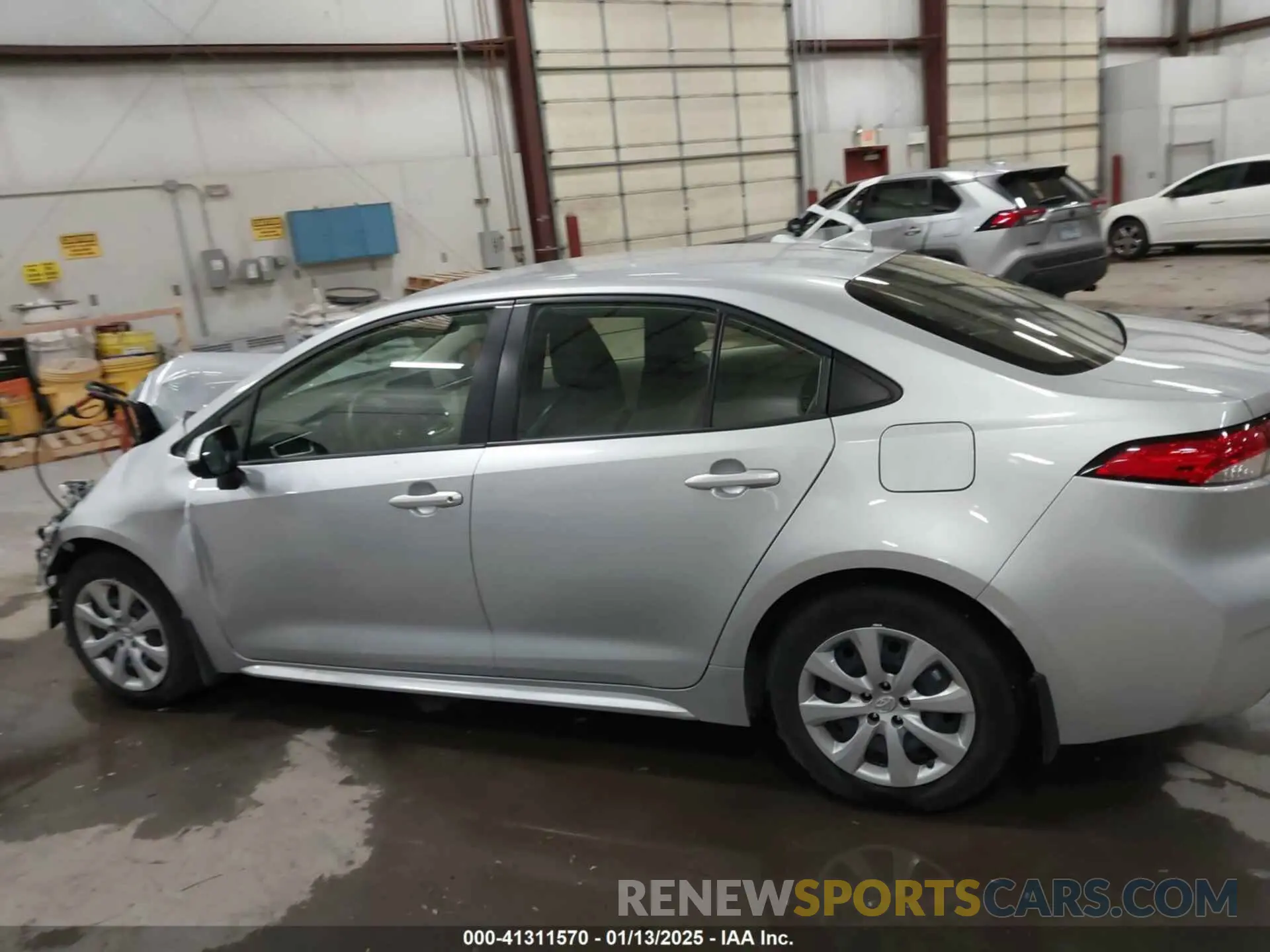 15 fotografías del automóvil dañado JTDEPMAE1N3032545 TOYOTA COROLLA 2022