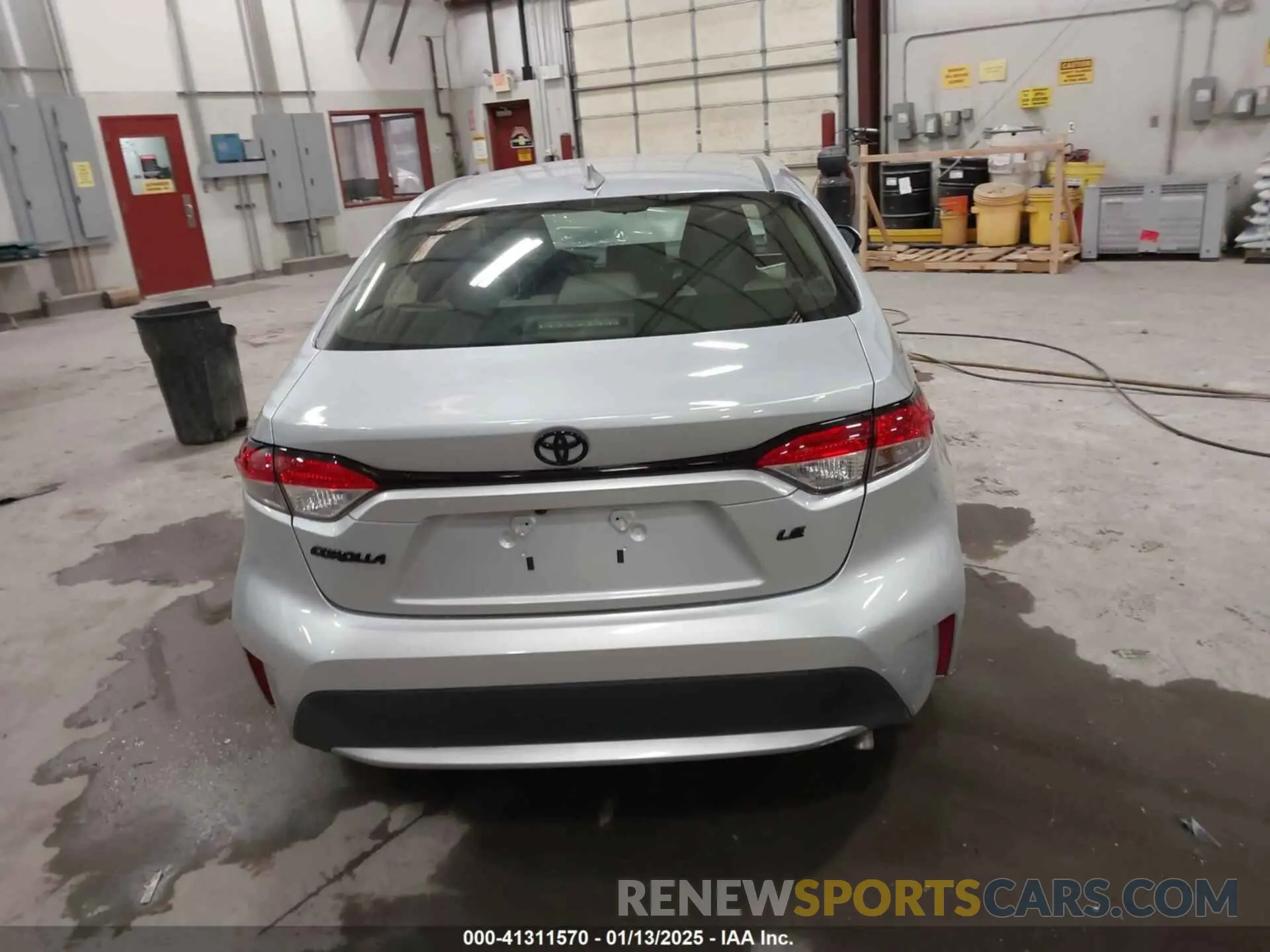 17 fotografías del automóvil dañado JTDEPMAE1N3032545 TOYOTA COROLLA 2022