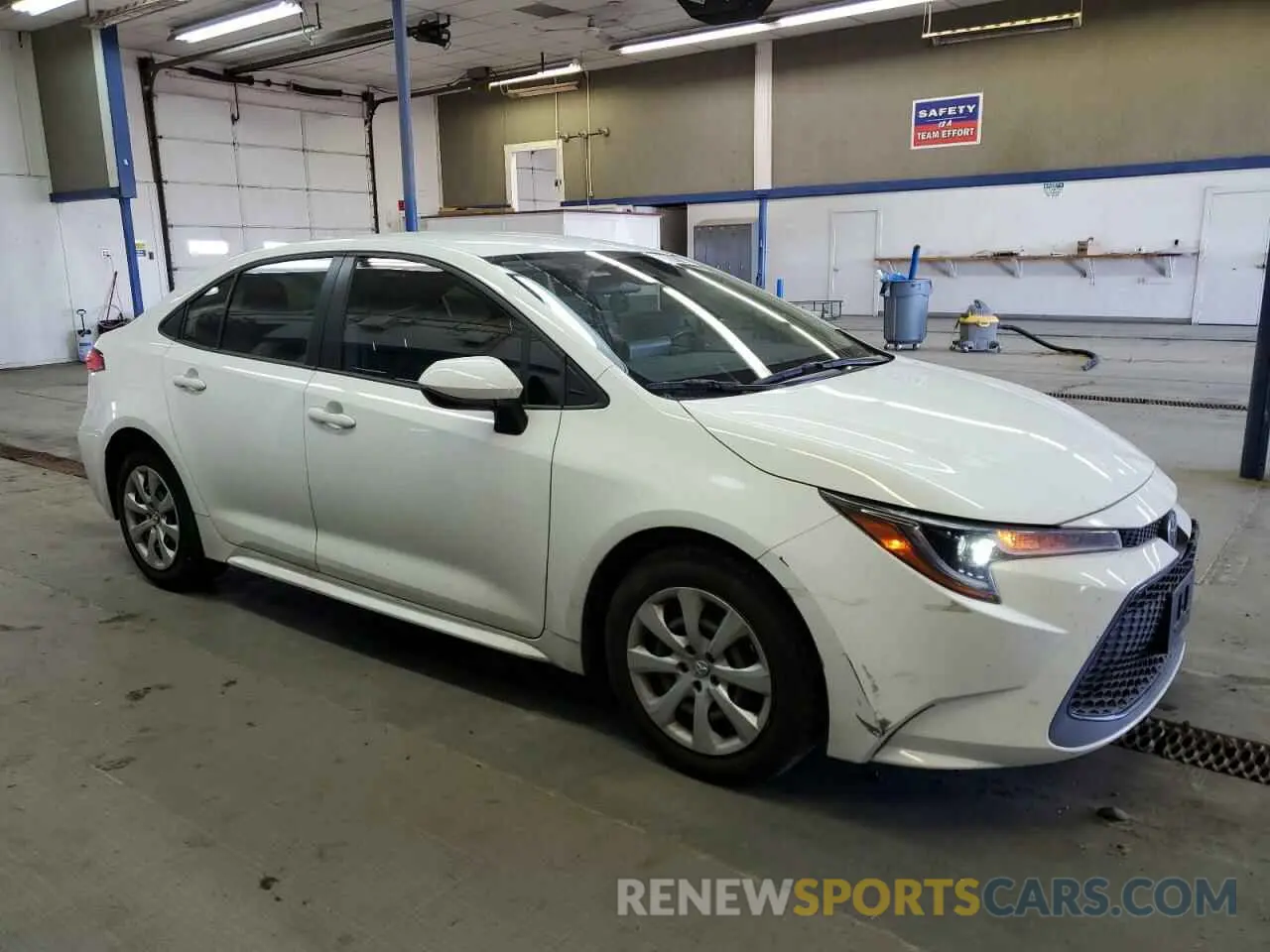 4 fotografías del automóvil dañado JTDEPMAE1N3034120 TOYOTA COROLLA 2022