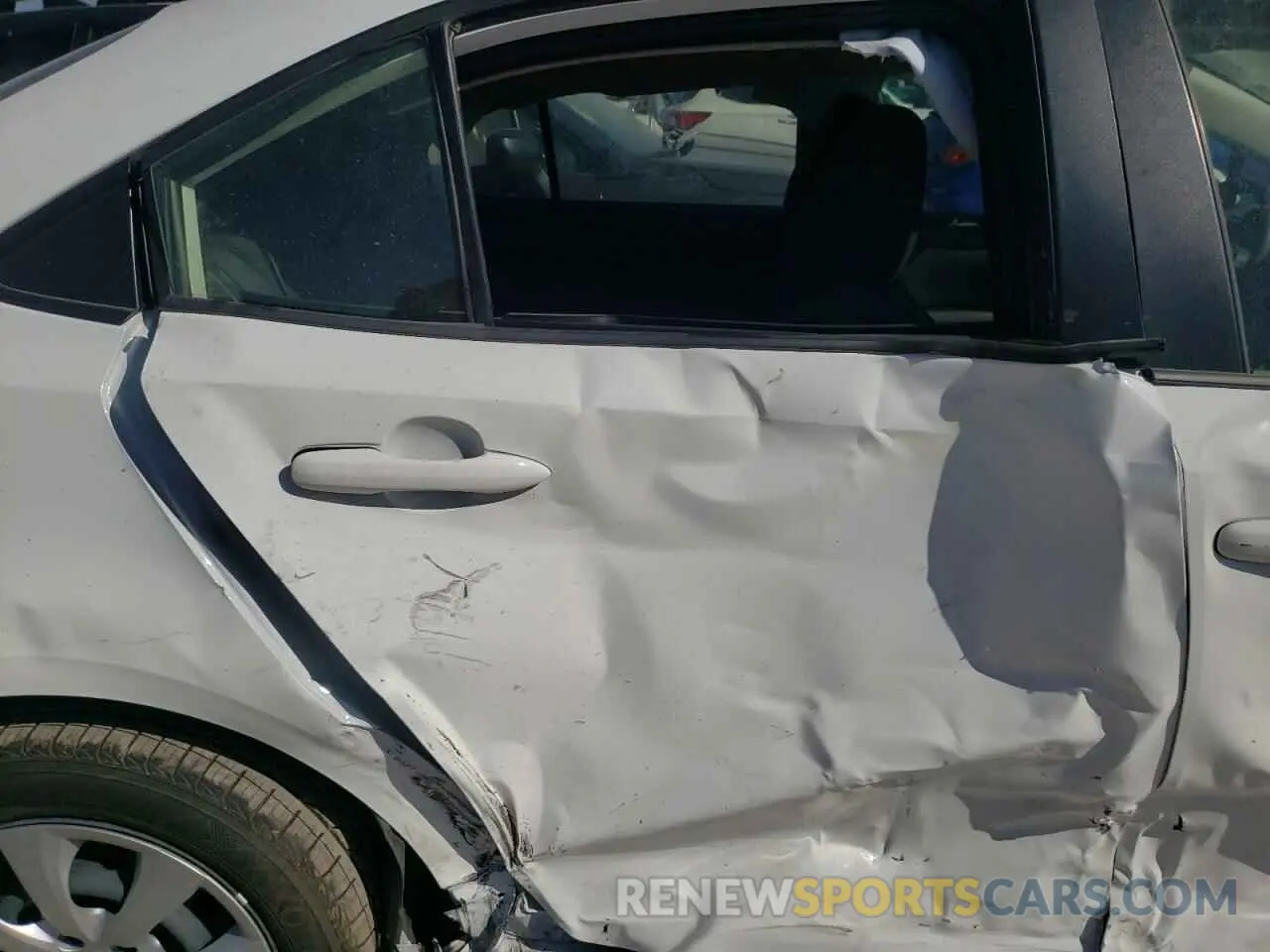 6 fotografías del automóvil dañado JTDEPMAE2N3009243 TOYOTA COROLLA 2022