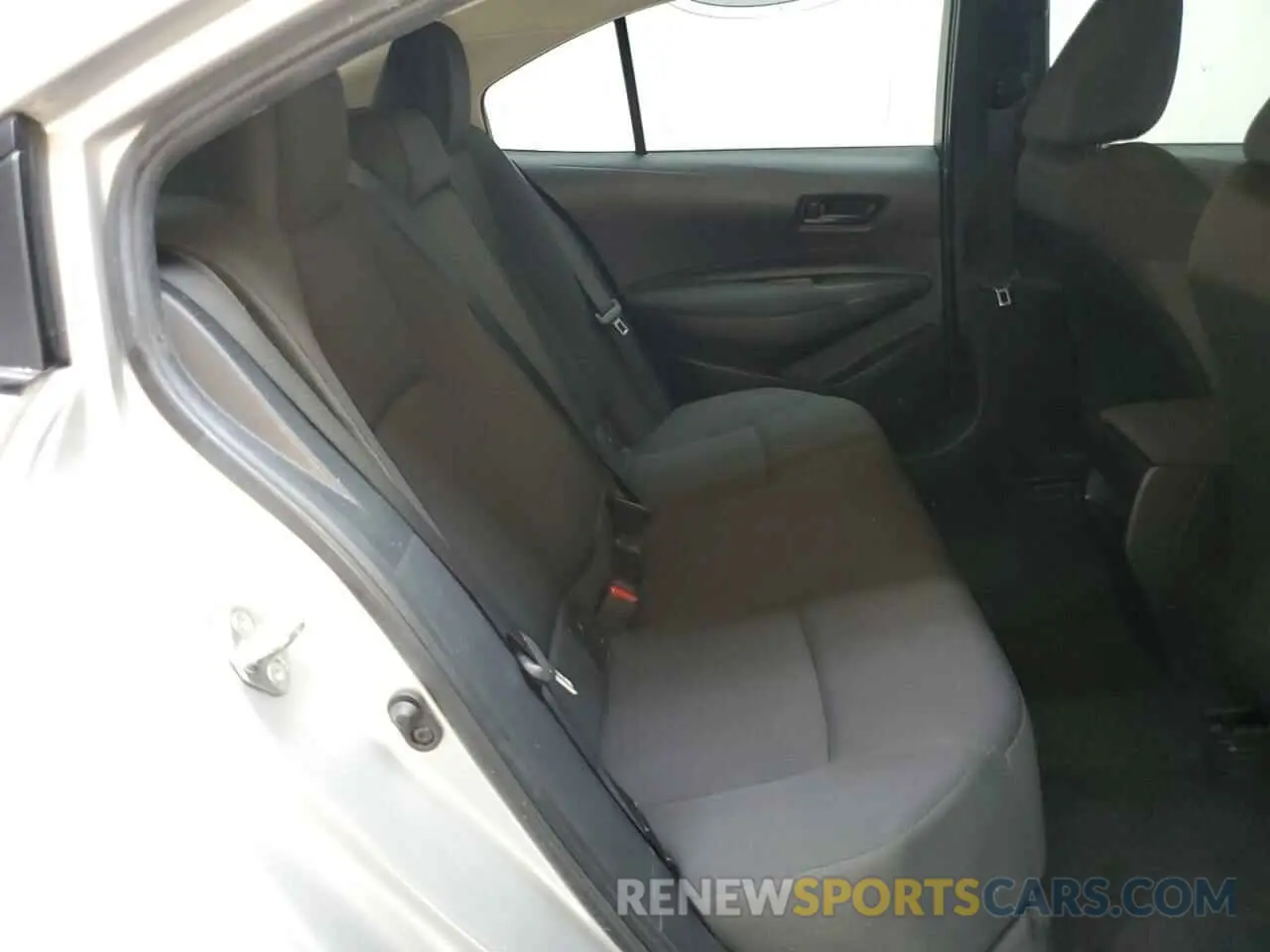 10 fotografías del automóvil dañado JTDEPMAE3NJ228787 TOYOTA COROLLA 2022