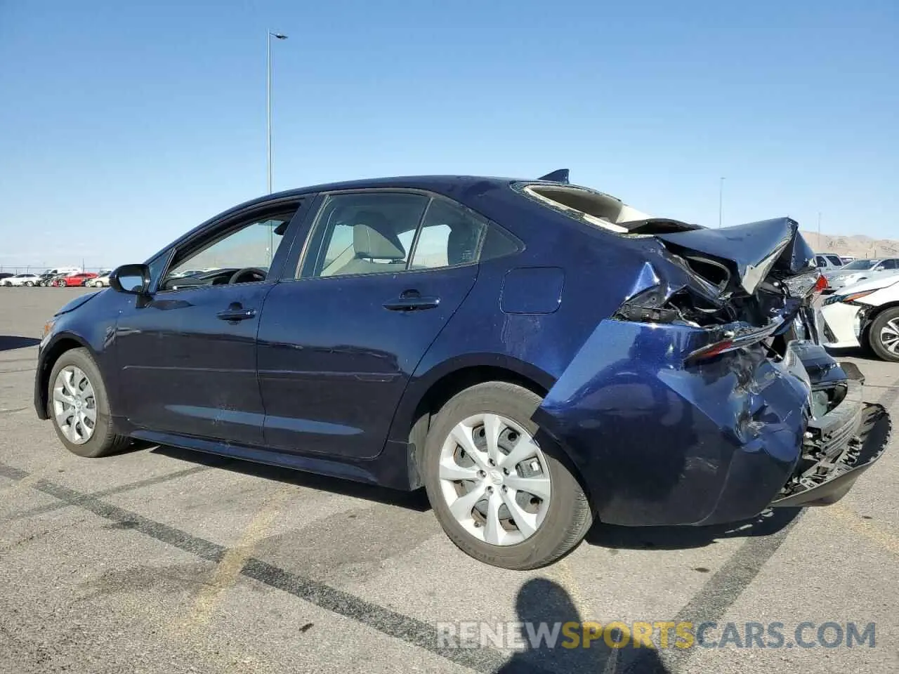 2 fotografías del automóvil dañado JTDEPMAE4NJ191703 TOYOTA COROLLA 2022