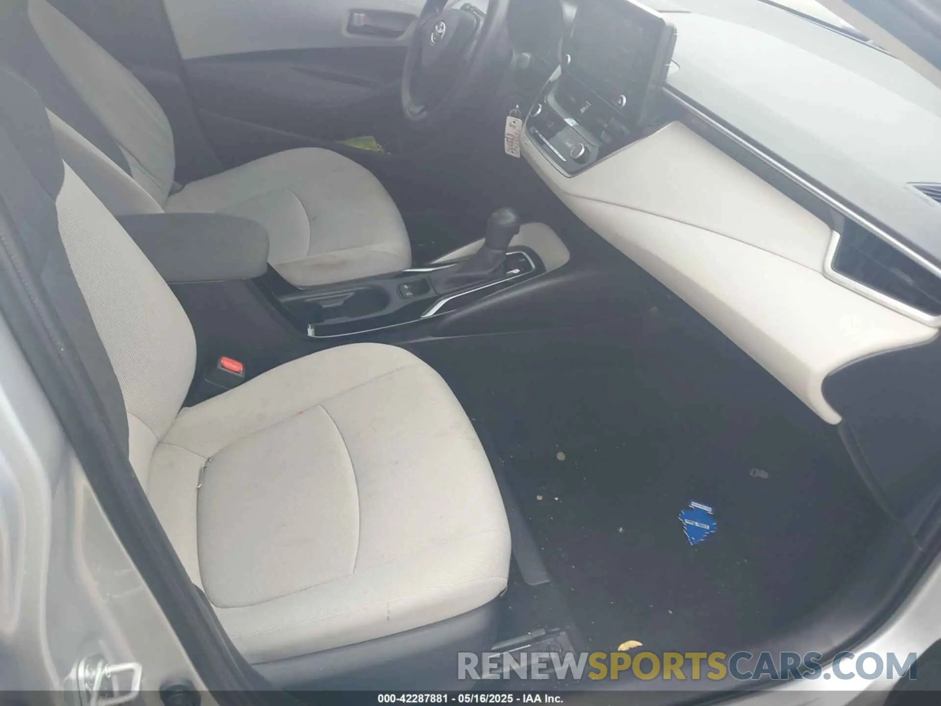 5 fotografías del automóvil dañado JTDEPMAE5N3014324 TOYOTA COROLLA 2022