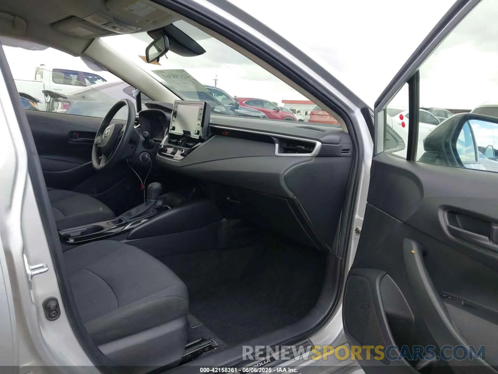 5 fotografías del automóvil dañado JTDEPMAE5N3018731 TOYOTA COROLLA 2022