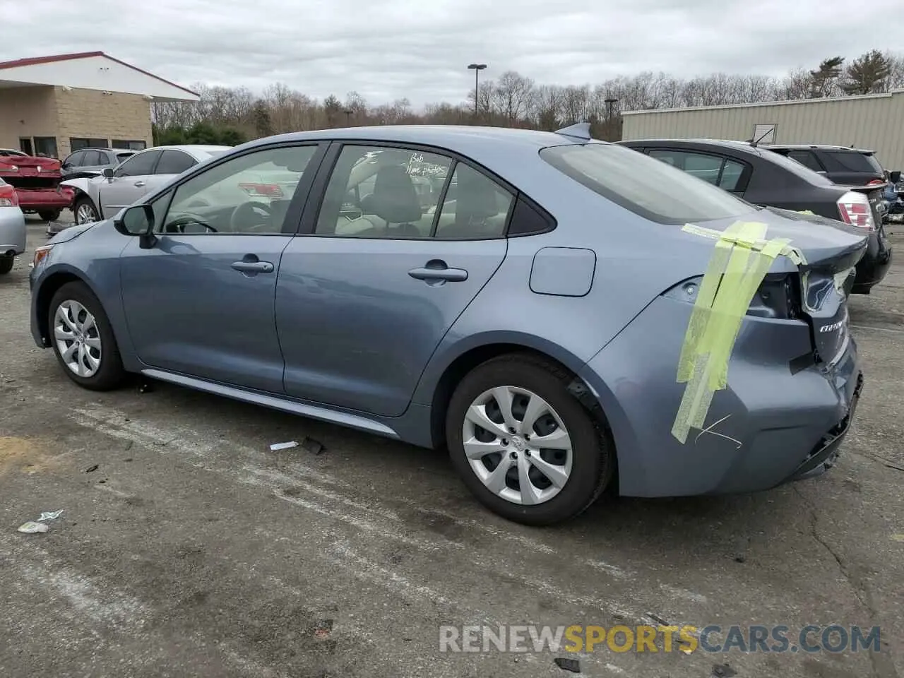 2 fotografías del automóvil dañado JTDEPMAE5NJ213370 TOYOTA COROLLA 2022