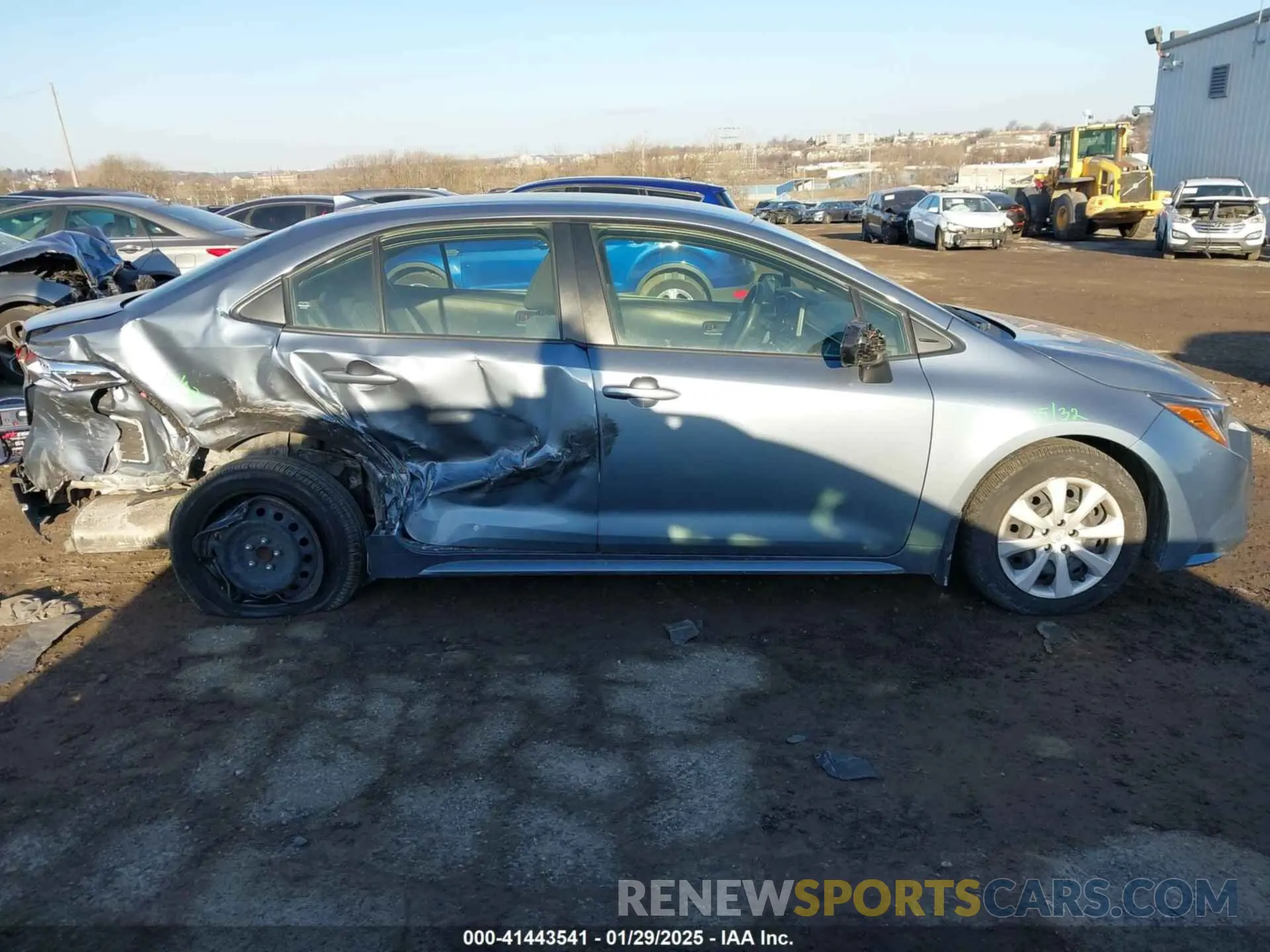 12 fotografías del automóvil dañado JTDEPMAE6N3006006 TOYOTA COROLLA 2022