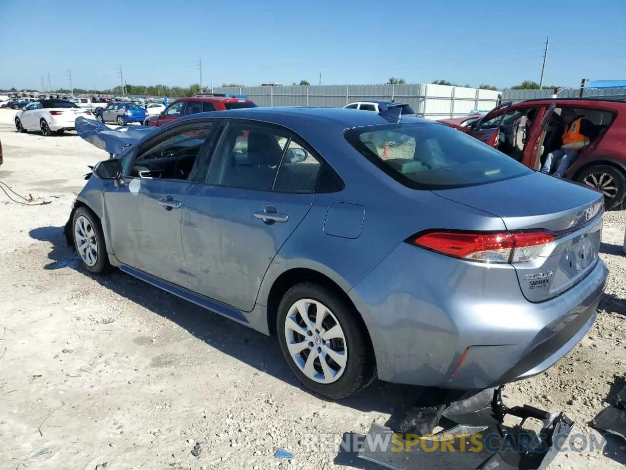2 fotografías del automóvil dañado JTDEPMAE6NJ192349 TOYOTA COROLLA 2022