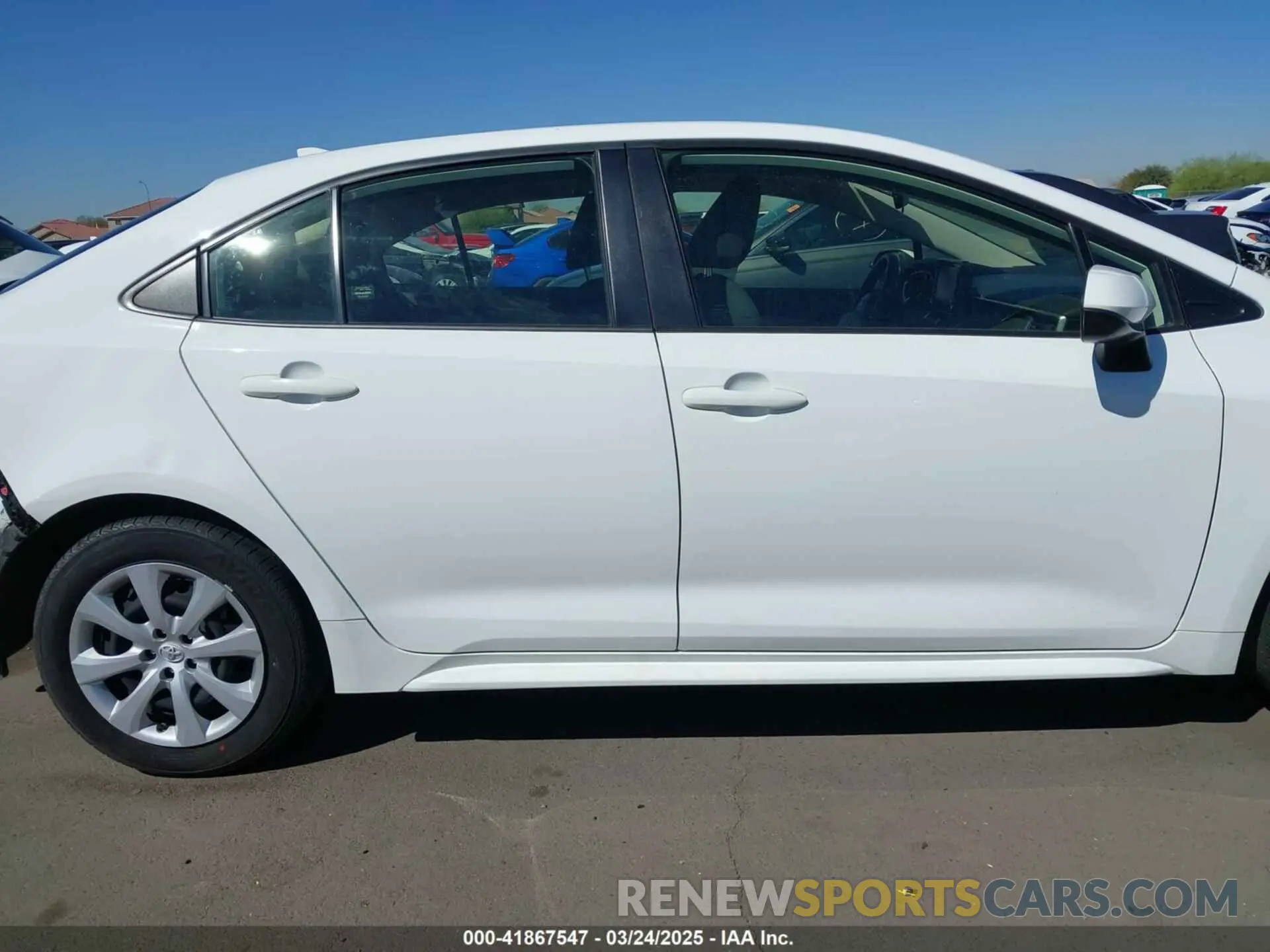 13 fotografías del automóvil dañado JTDEPMAE7N3025132 TOYOTA COROLLA 2022