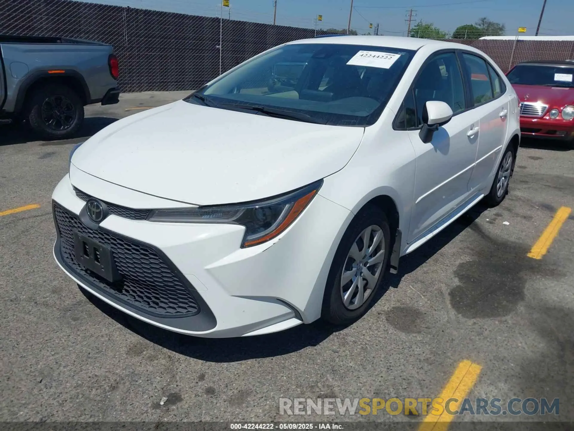 2 fotografías del automóvil dañado JTDEPMAE7NJ191324 TOYOTA COROLLA 2022