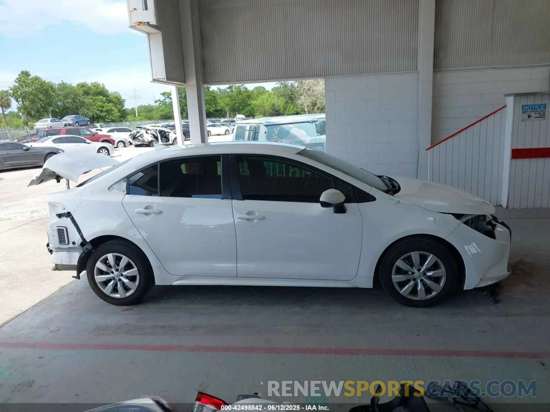 14 fotografías del automóvil dañado JTDEPMAE9N3003780 TOYOTA COROLLA 2022