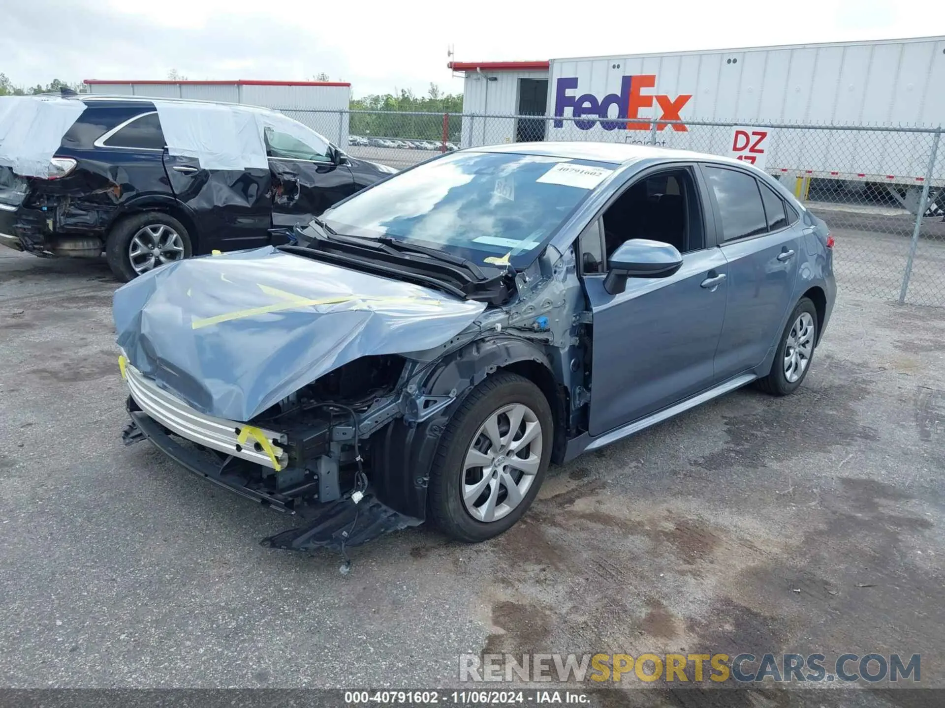2 fotografías del automóvil dañado JTDEPMAE9N3012009 TOYOTA COROLLA 2022