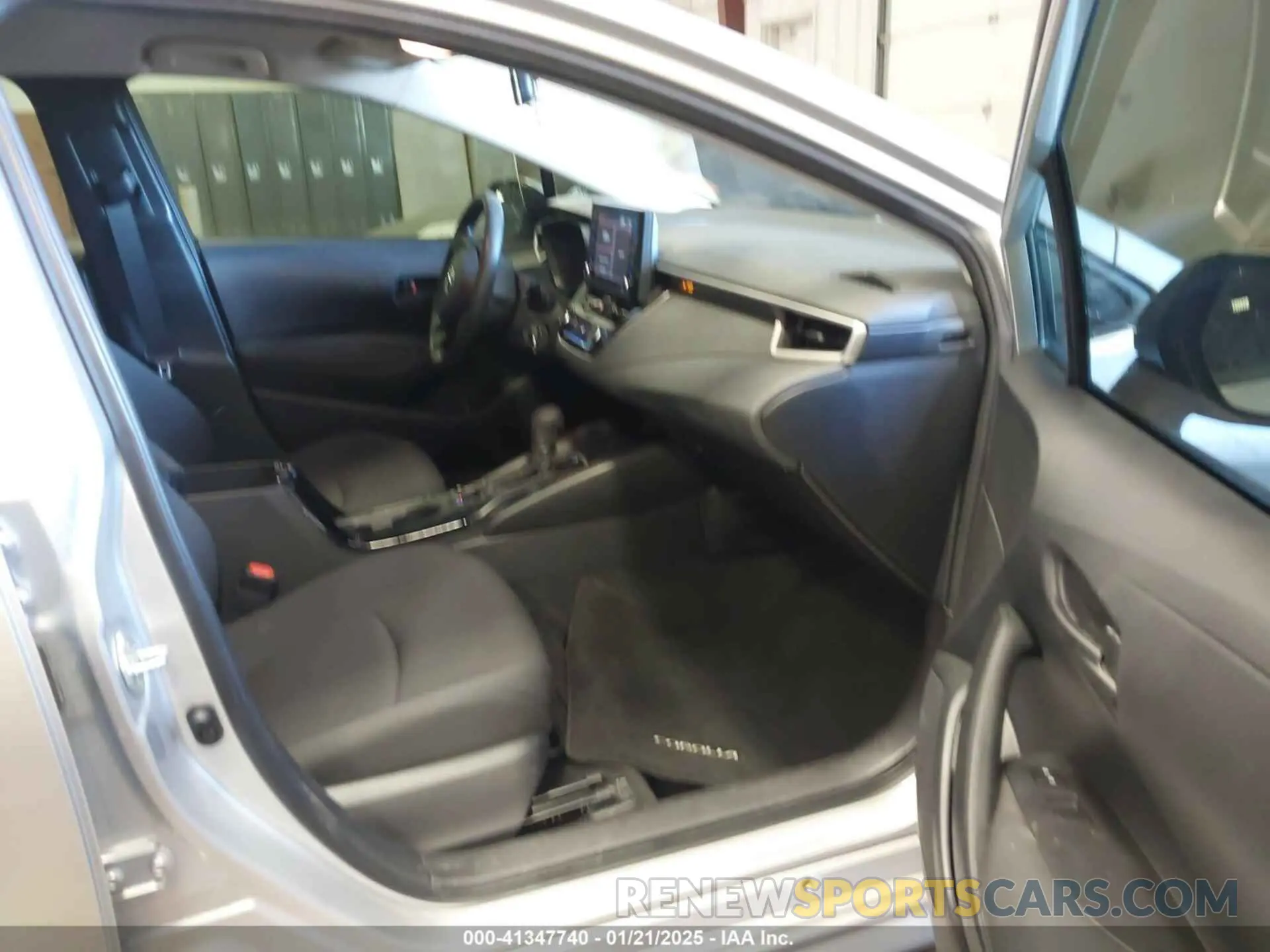 5 fotografías del automóvil dañado JTDEPMAE9N3024404 TOYOTA COROLLA 2022