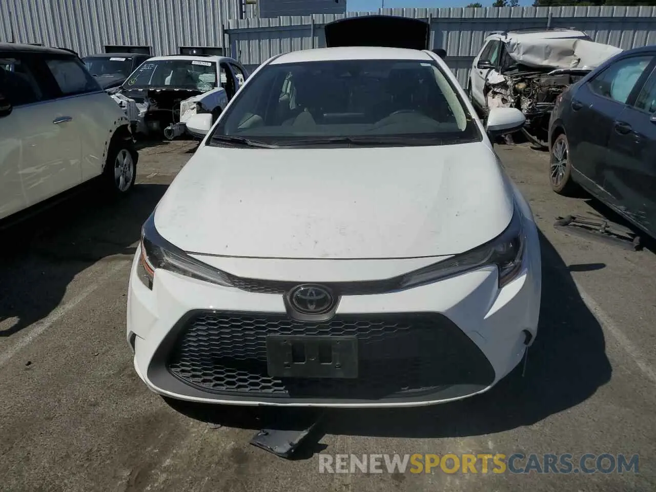 5 fotografías del automóvil dañado JTDEPMAEXN3014755 TOYOTA COROLLA 2022