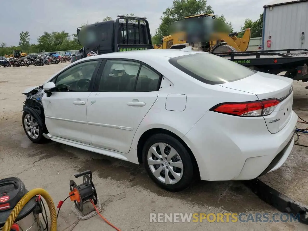2 fotografías del automóvil dañado JTDEPMAEXN3025268 TOYOTA COROLLA 2022