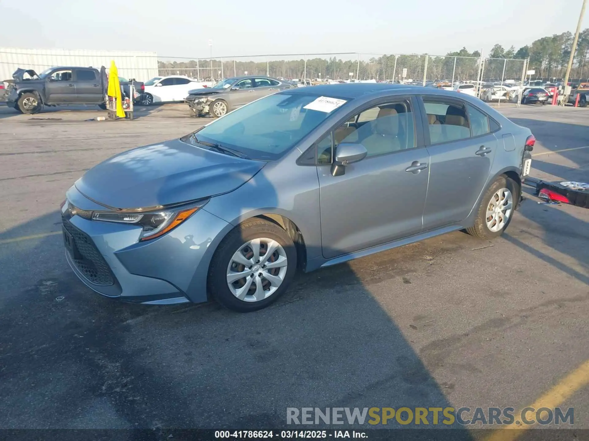 2 fotografías del automóvil dañado JTDEPMAEXNJ210142 TOYOTA COROLLA 2022