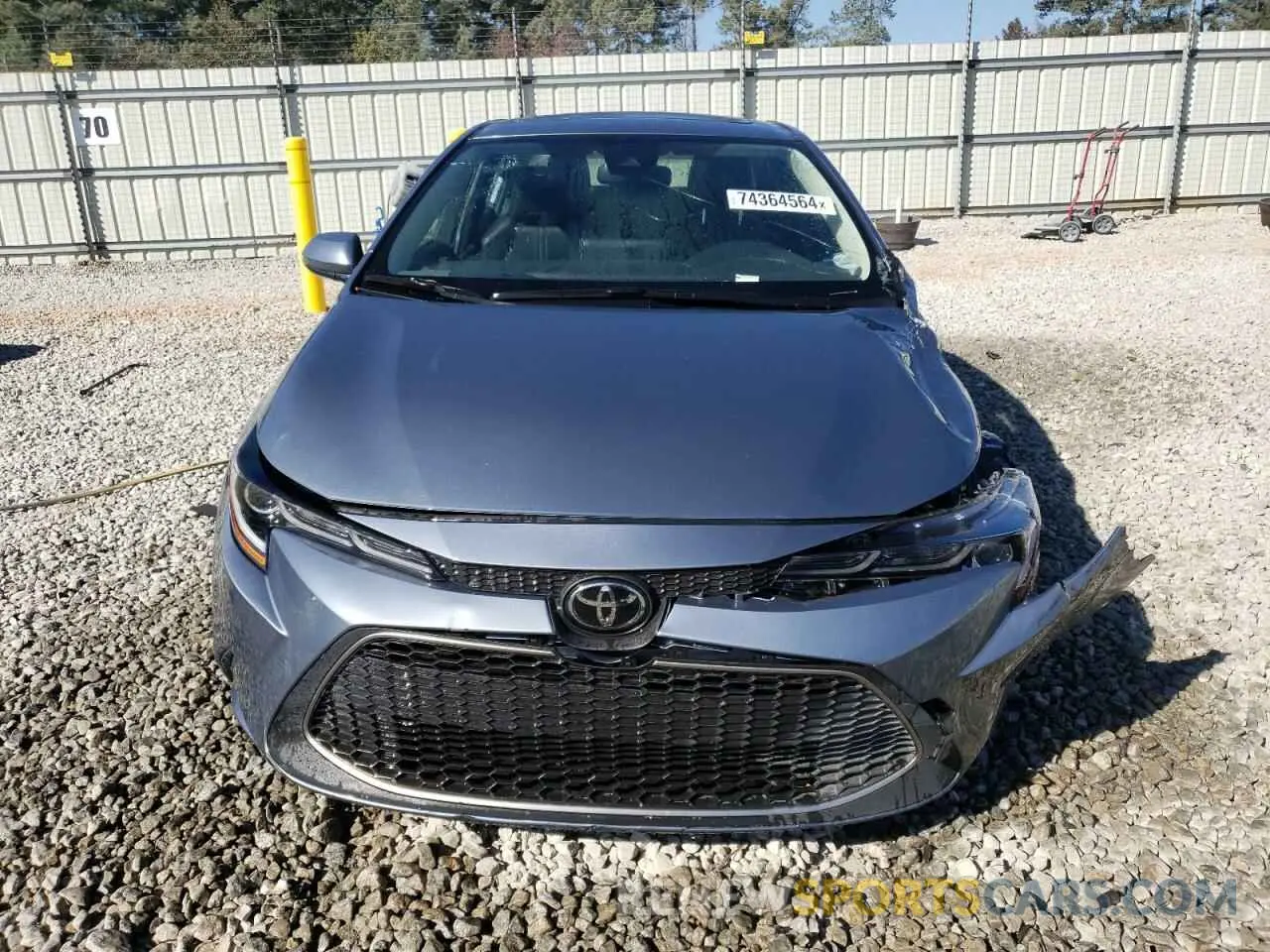 5 fotografías del automóvil dañado JTDFPMAE0N3008600 TOYOTA COROLLA 2022