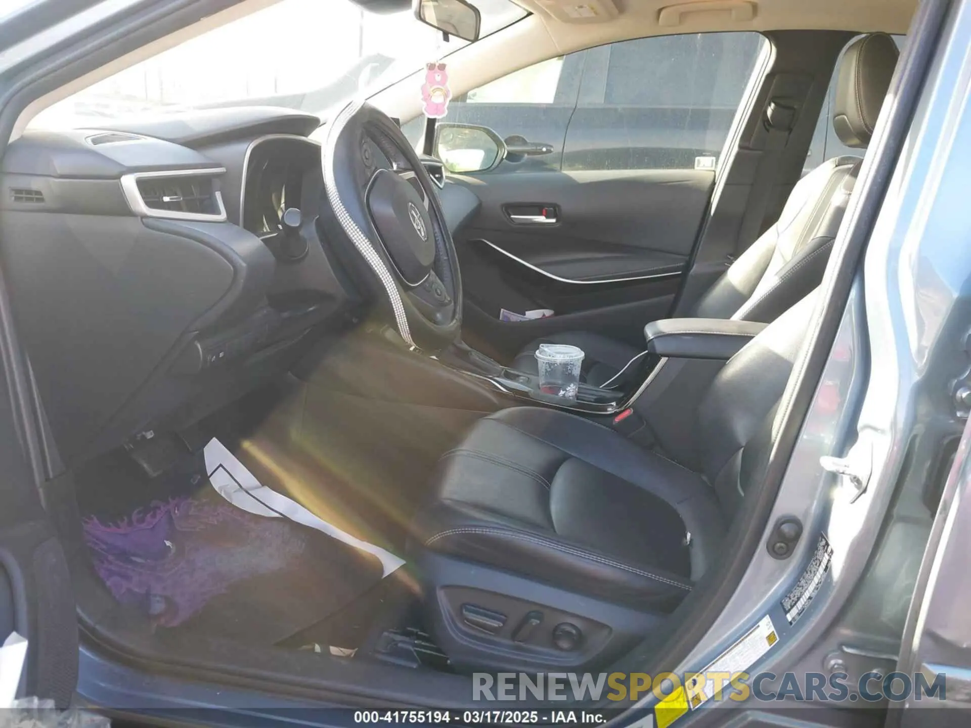 5 fotografías del automóvil dañado JTDFPMAE8N3013415 TOYOTA COROLLA 2022