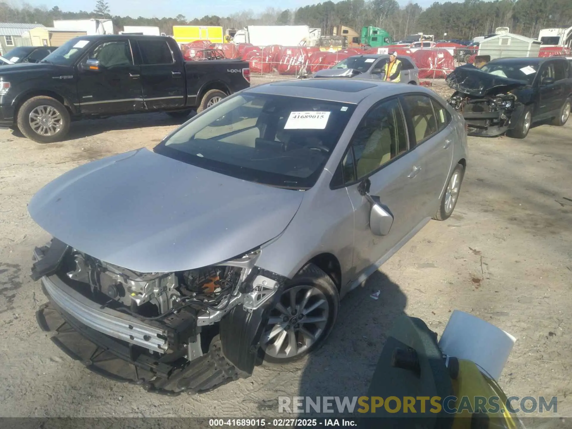2 fotografías del automóvil dañado JTDHPMAEXNJ200904 TOYOTA COROLLA 2022