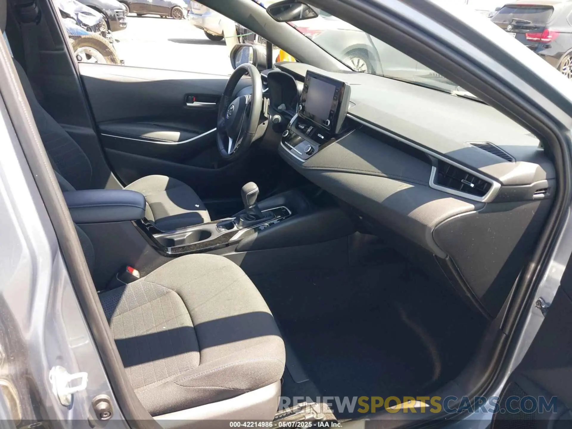 5 fotografías del automóvil dañado JTDP4MCE1NJ097972 TOYOTA COROLLA 2022