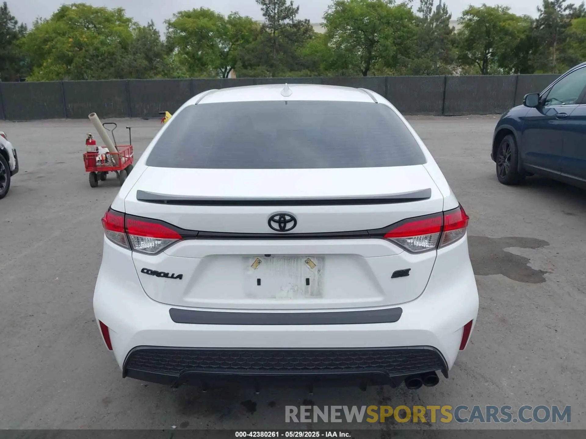 17 fotografías del automóvil dañado JTDP4MCE2N3503374 TOYOTA COROLLA 2022