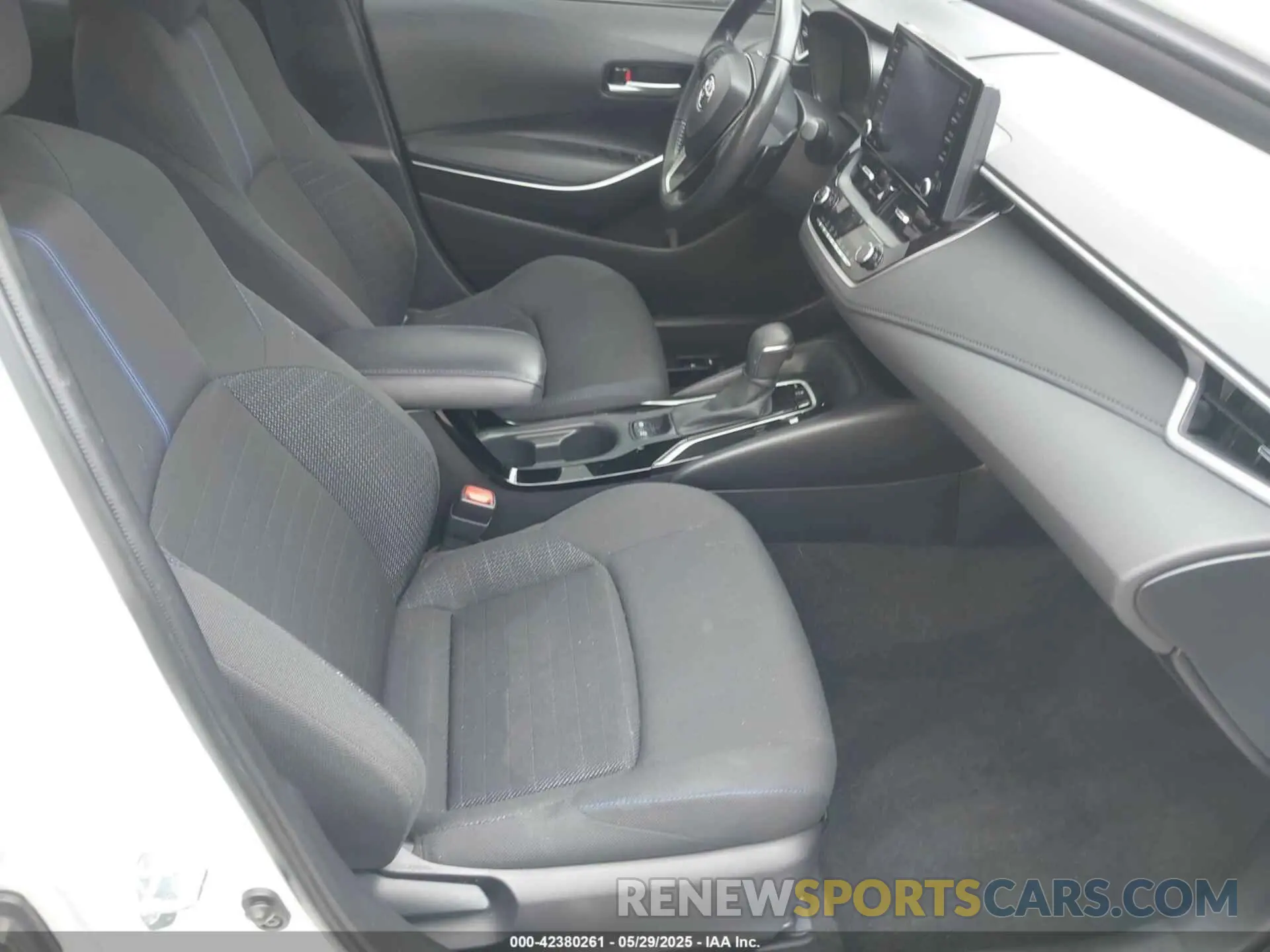 5 fotografías del automóvil dañado JTDP4MCE2N3503374 TOYOTA COROLLA 2022