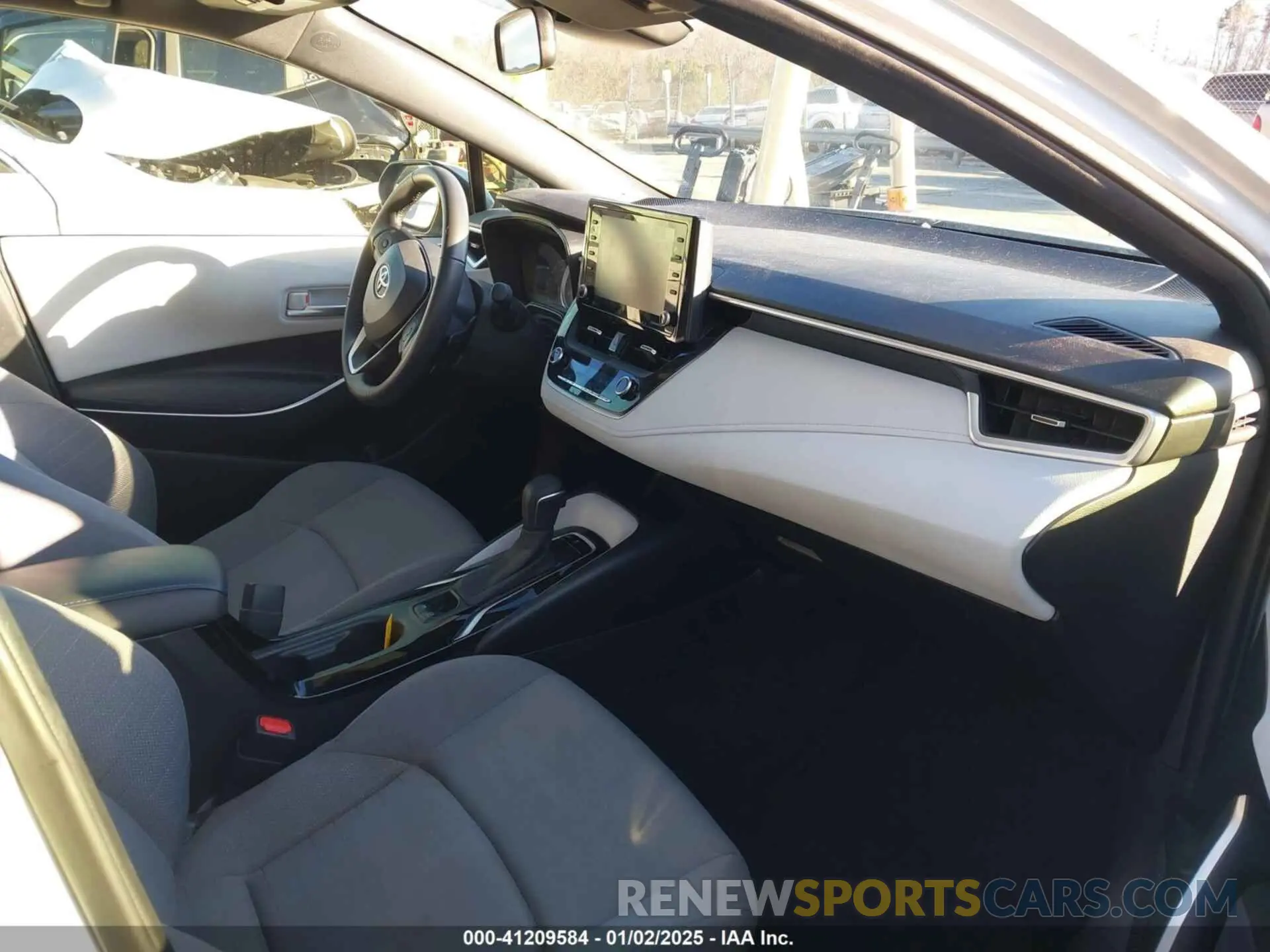 5 fotografías del automóvil dañado JTDP4MCE5N3507970 TOYOTA COROLLA 2022