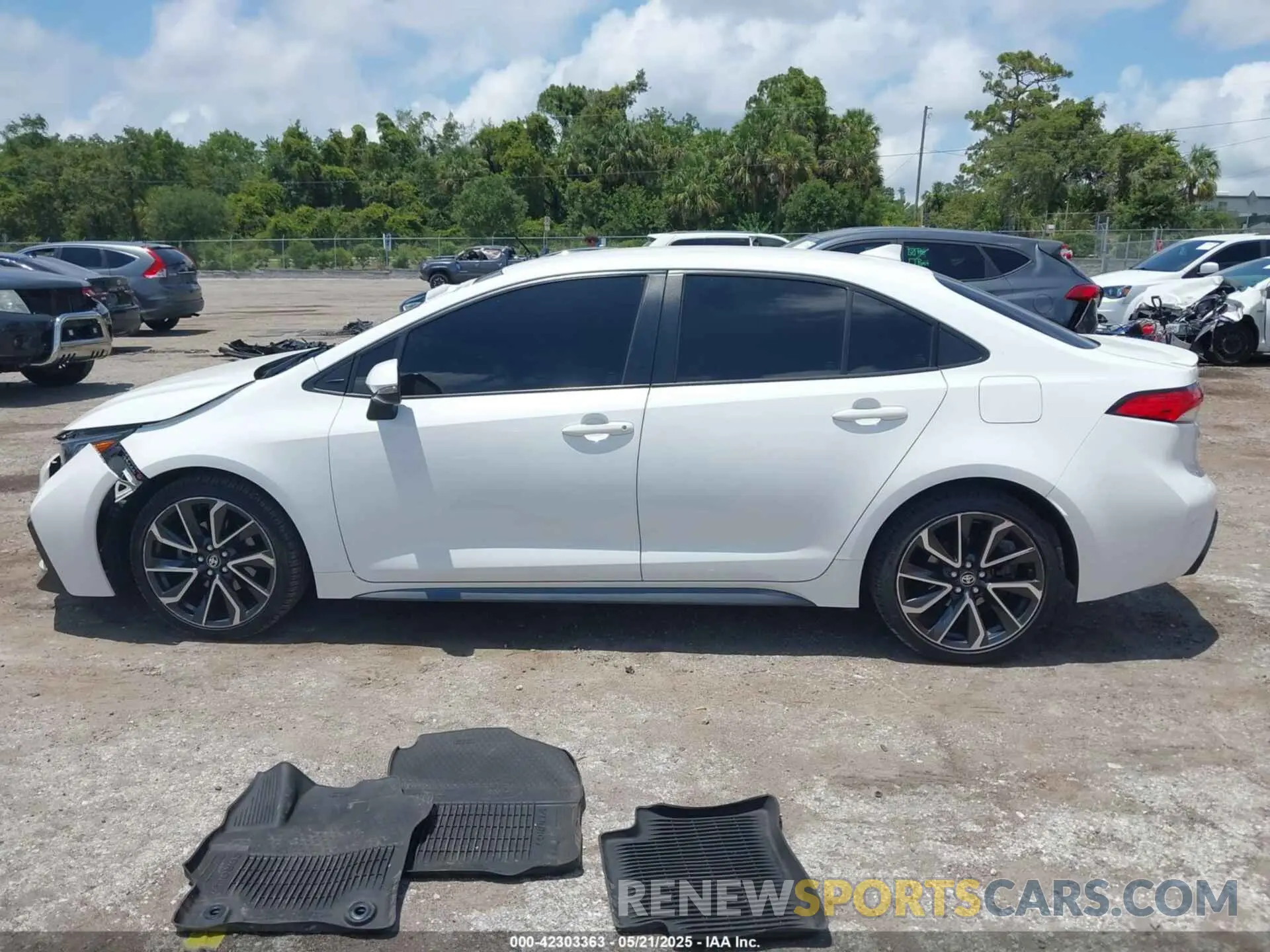 14 fotografías del automóvil dañado JTDS4MCE3NJ085588 TOYOTA COROLLA 2022