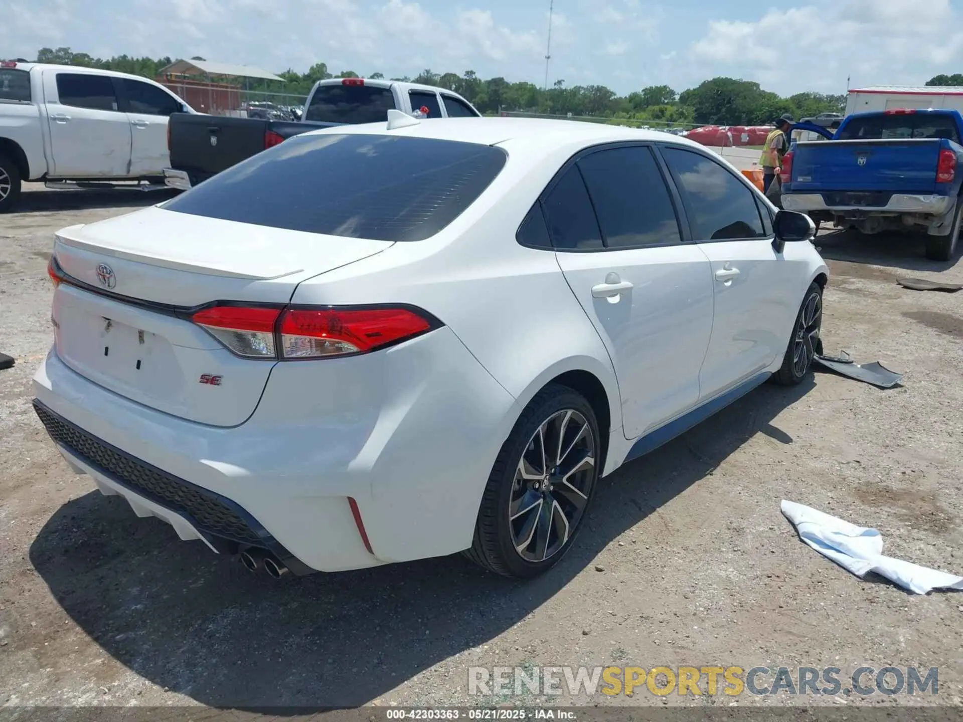 4 fotografías del automóvil dañado JTDS4MCE3NJ085588 TOYOTA COROLLA 2022