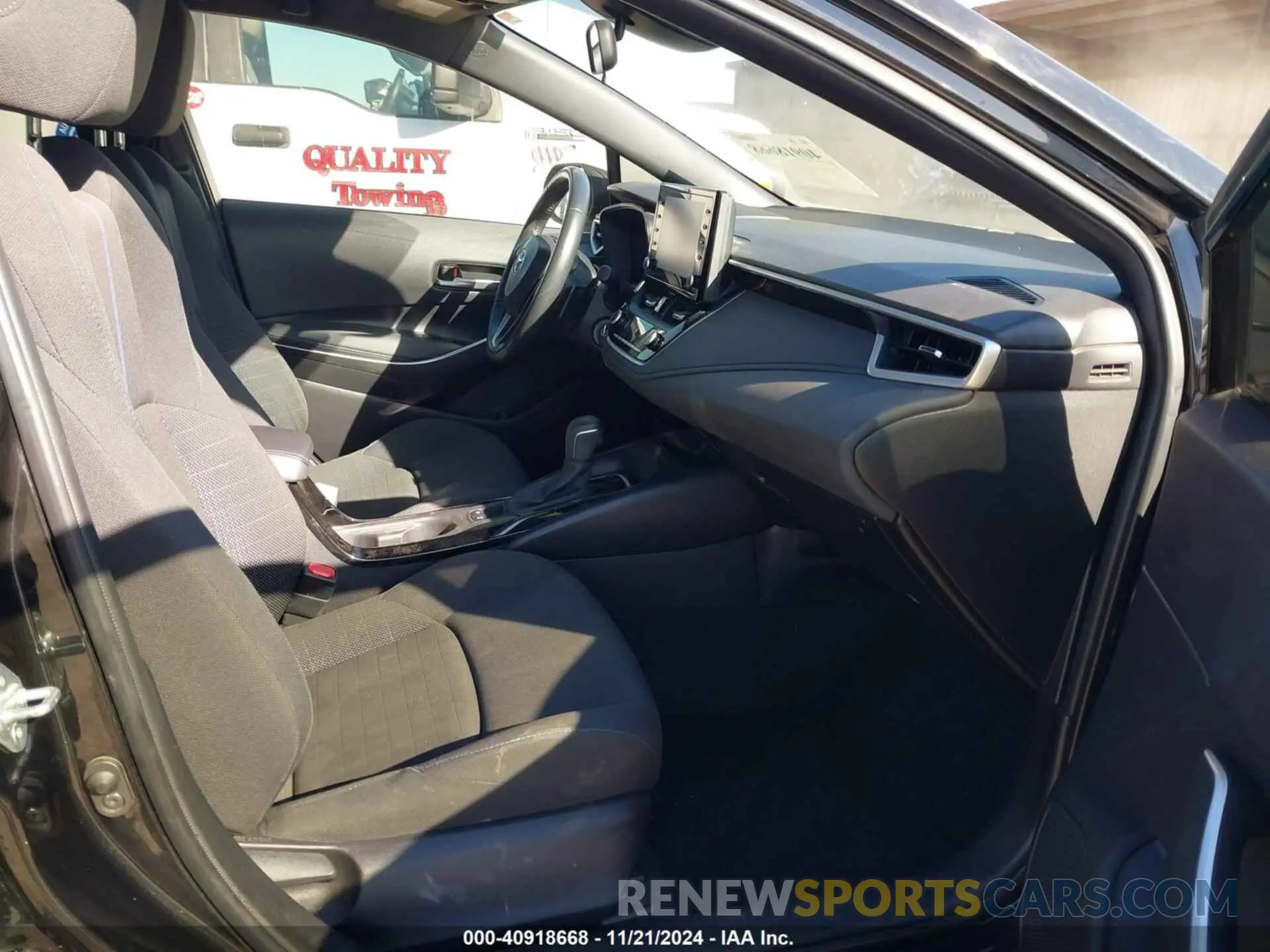 5 fotografías del automóvil dañado JTDS4MCE3NJ087759 TOYOTA COROLLA 2022