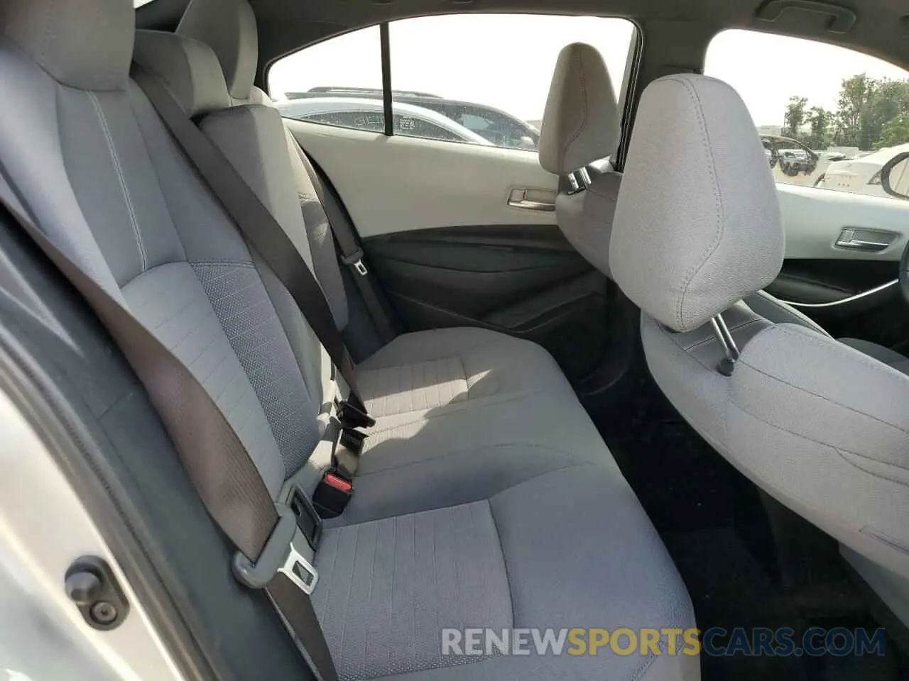 10 fotografías del automóvil dañado JTDS4MCE4NJ088709 TOYOTA COROLLA 2022