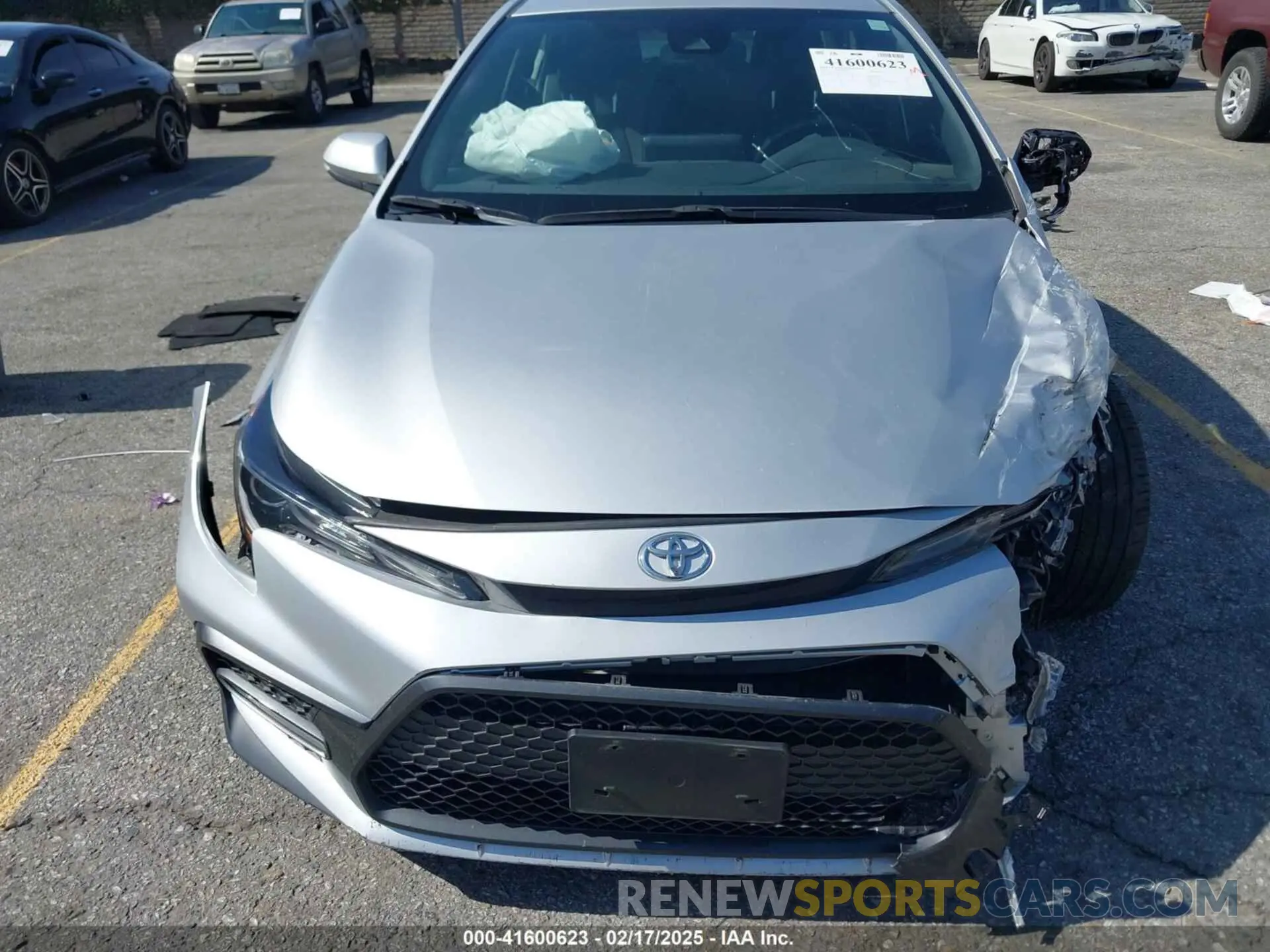 12 fotografías del automóvil dañado JTDS4MCE5NJ081154 TOYOTA COROLLA 2022