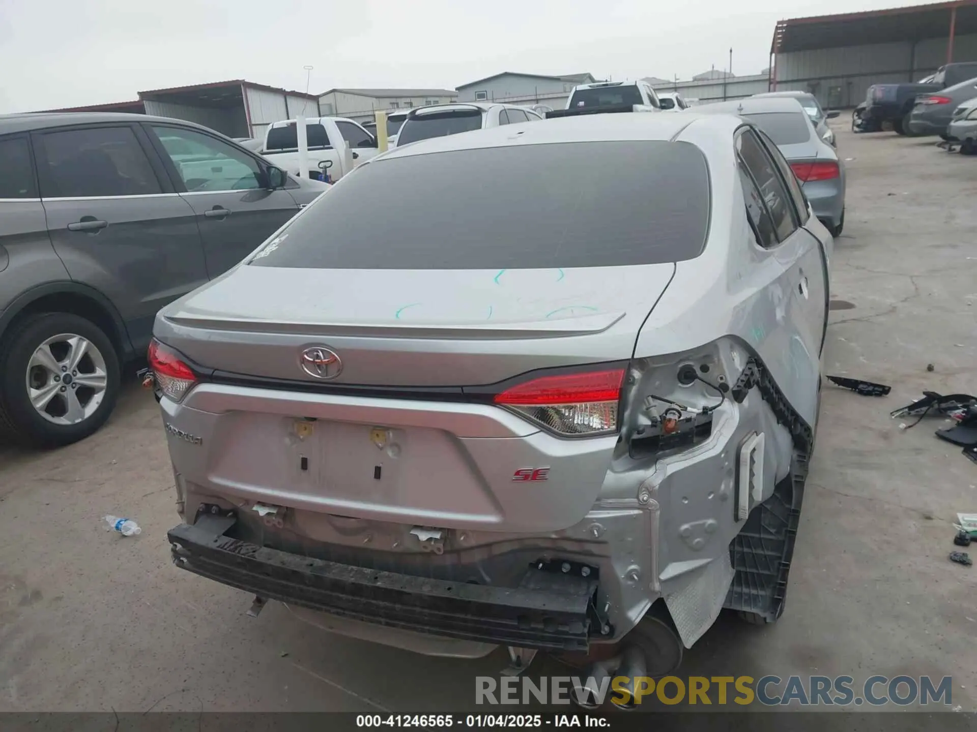 17 fotografías del automóvil dañado JTDS4MCE6NJ084631 TOYOTA COROLLA 2022
