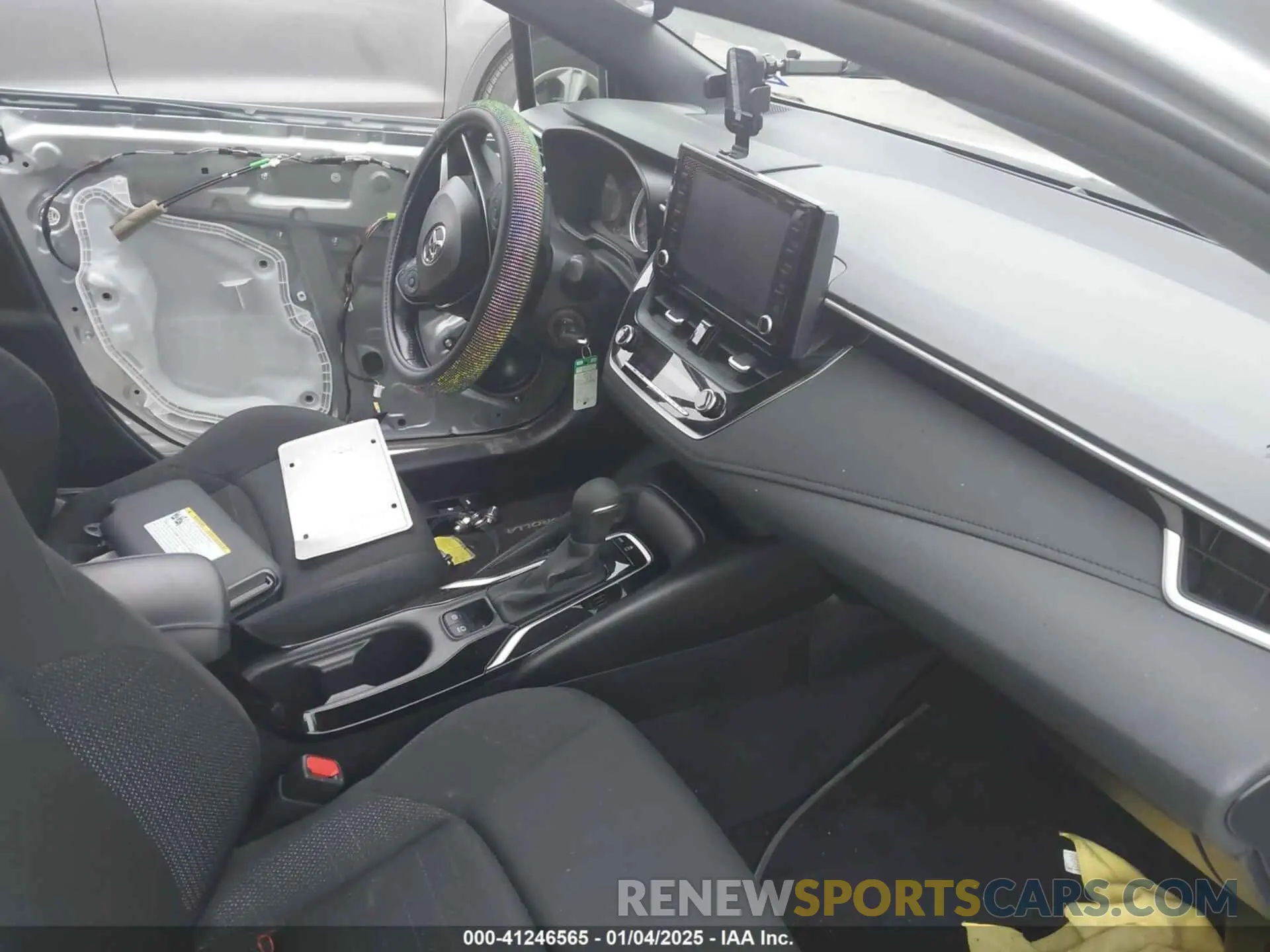5 fotografías del automóvil dañado JTDS4MCE6NJ084631 TOYOTA COROLLA 2022